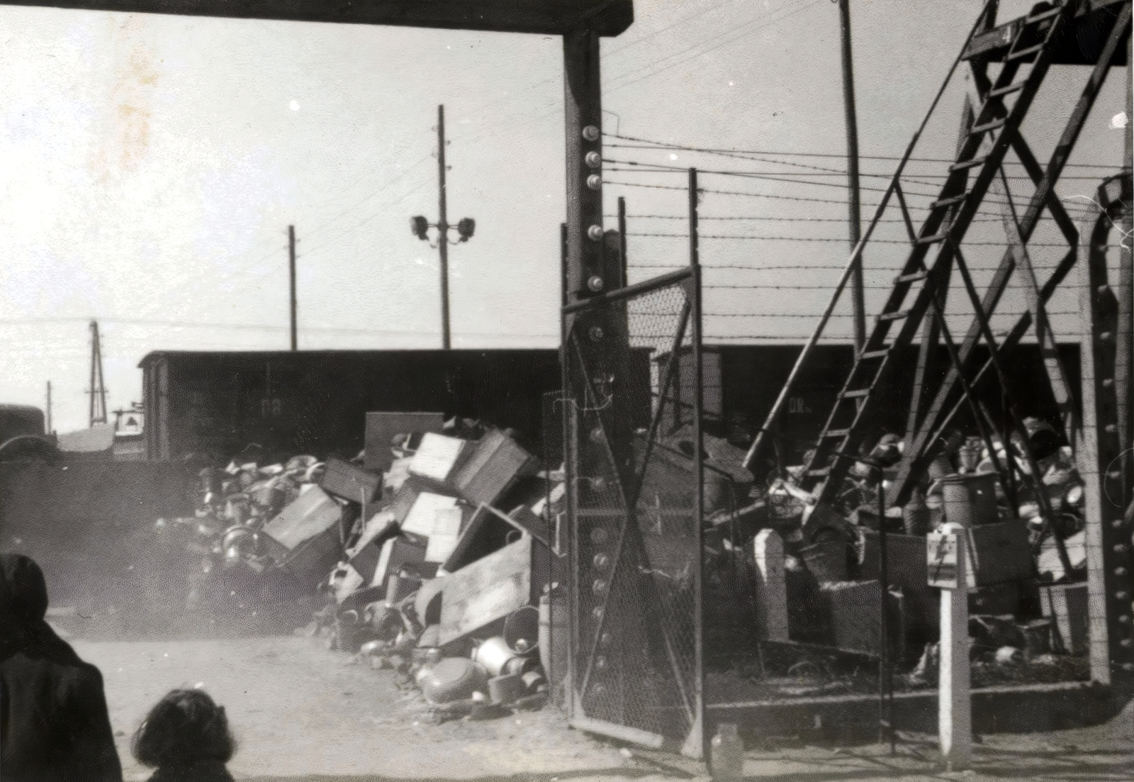 Lengyelország, Oświęcim, az auschwitz–birkenaui koncentrációs tábor., 1944, Lili Jacob, holokauszt, antiszemitizmus, koncentrációs tábor, deportálóvonat, Fortepan #172149