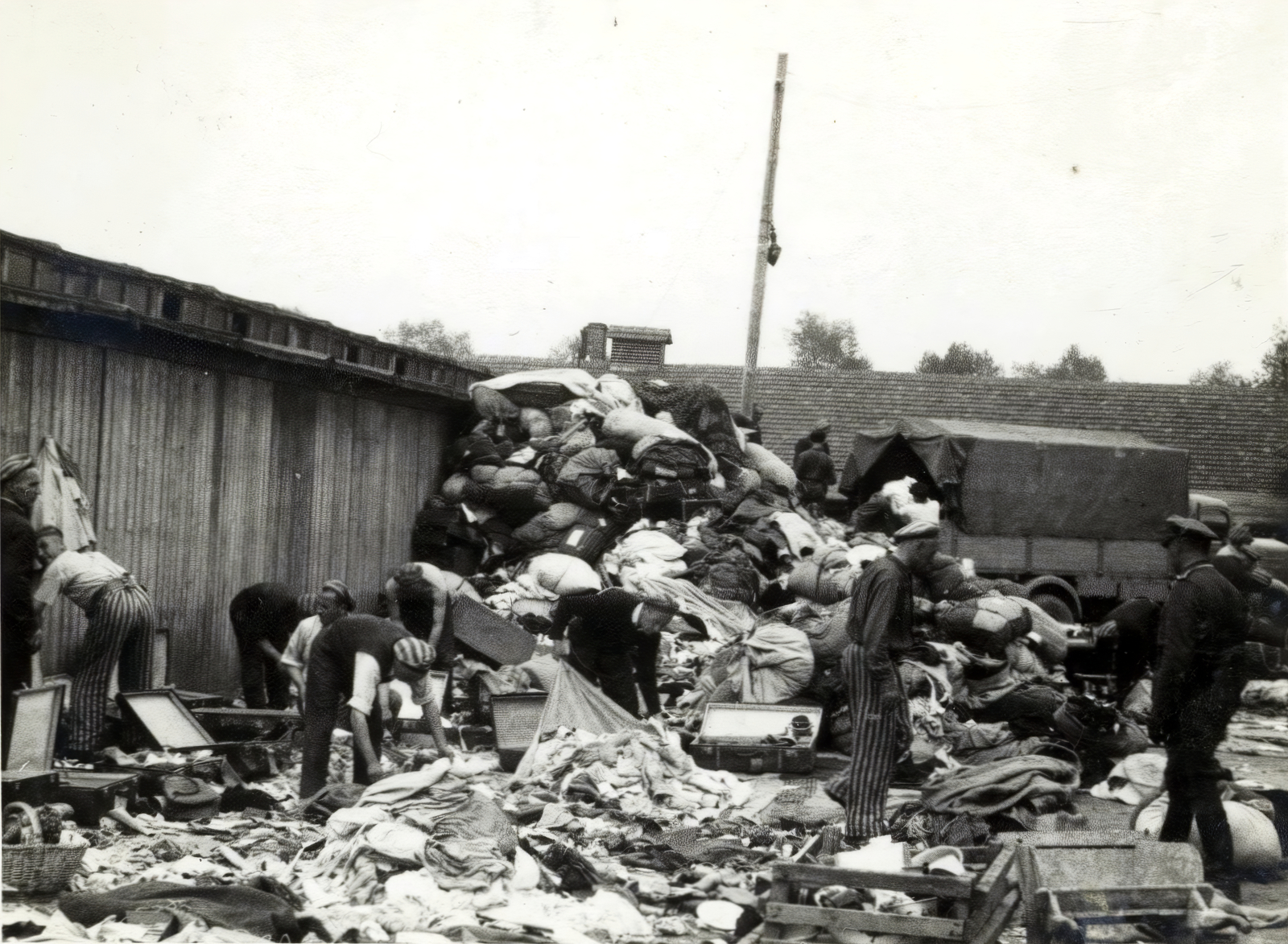 Lengyelország, Oświęcim, az auschwitz–birkenaui koncentrációs tábor., 1944, Lili Jacob, holokauszt, antiszemitizmus, koncentrációs tábor, Fortepan #172162