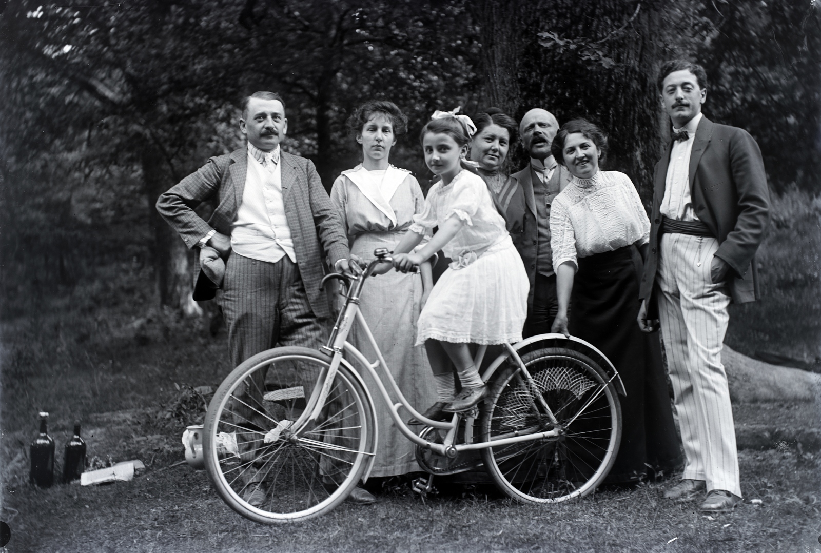 1916, Göcseji Múzeum / Morandini-Schlemmer hagyaték, bicycle, odd one out, Fortepan #172196