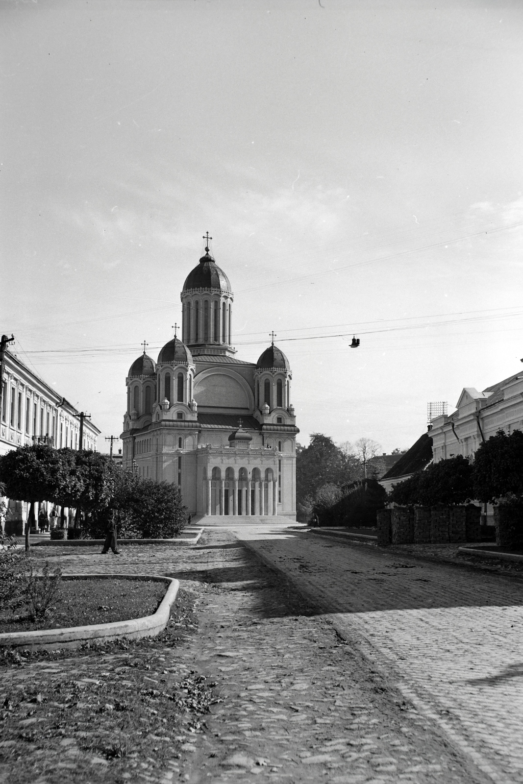 Romania,Transylvania, Satu Mare, Széchenyi utca (Strada 1 Decembrie 1918), szemben a Szűz Mária mennybemenetele ortodox székesegyház., 1942, Ormos Imre Alapítvány, Ormos Imre, Fortepan #173288