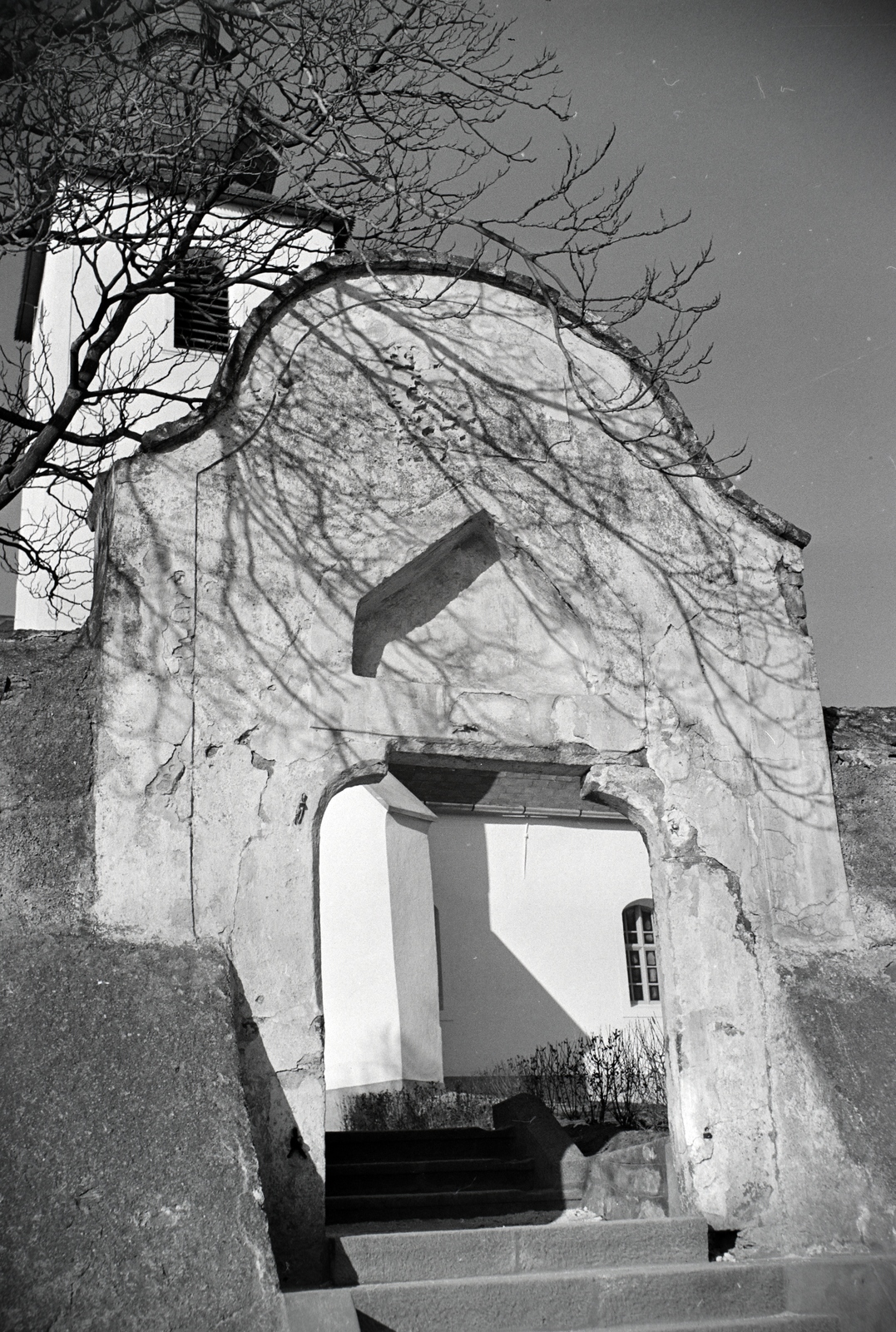 Hungary, Balatonalmádi, Vörösberény (ekkor önálló, ma a város része), Veszprémi út, Református erődtemplom., 1940, Ormos Imre Alapítvány, Ormos Imre, Fortepan #173364