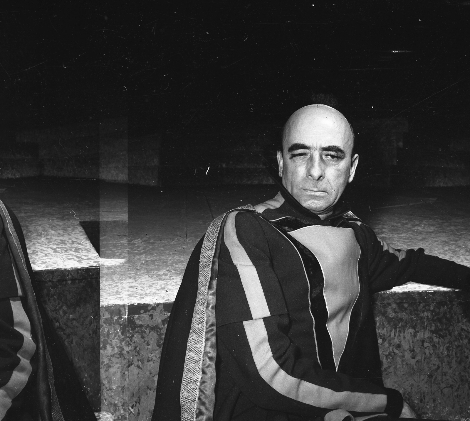 Hungary, Budapest XIII., Szent István körút, Vígszínház. Goethe: Faust című drámájában Mefisztó szerepében Major Tamás színművész., 1961, Kotnyek Antal, Budapest, Fortepan #173611