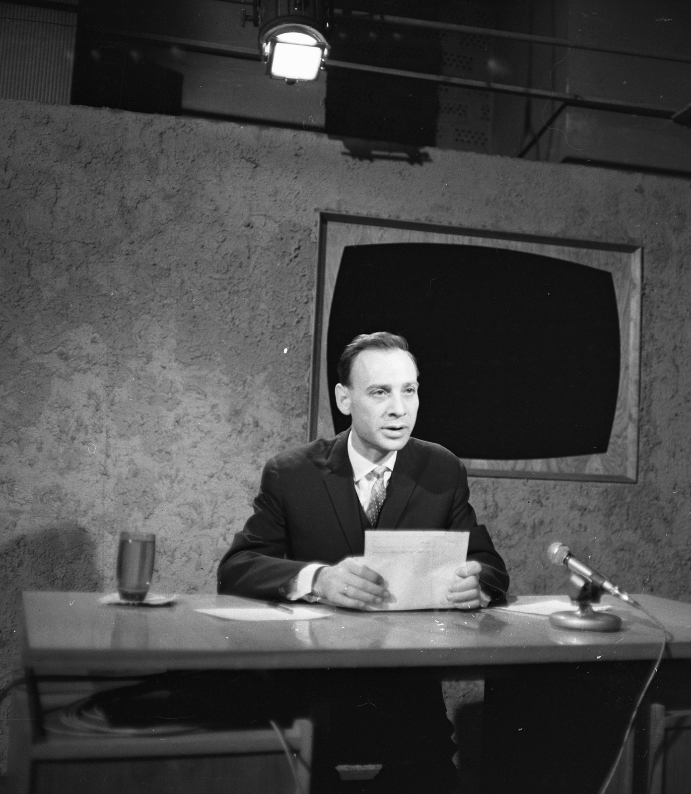 Magyarország, Budapest V., MTV stúdió, Varga József tévébemondó., 1965, Kotnyek Antal, Budapest, Fortepan #173899