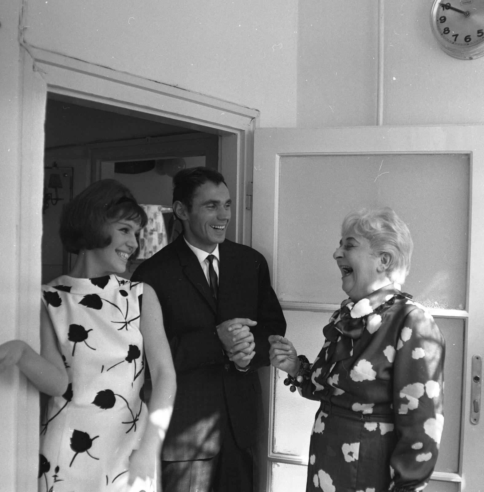 Magyarország, Budapest XIII., József Attila Színház, Gyárfás Miklós: Egérút című darabjának szereplői: Tóth Judit, Koncz Gábor és Gobbi Hilda színművészek., 1965, Kotnyek Antal, Budapest, Fortepan #173970