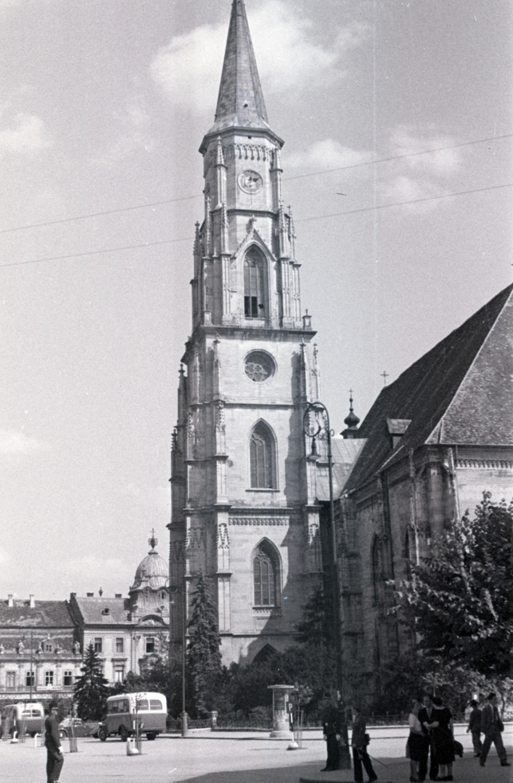 Romania,Transylvania, Cluj-Napoca, Fő tér, Szent Mihály-templom., 1941, Aszódi Zoltán, Fortepan #174035