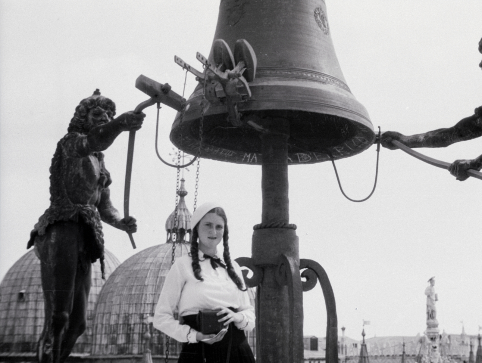 Italy, Venice, Szent Márk tér, a felvétel az óratorony tetején lévő harangnál készült., 1932, Aszódi Zoltán, bell, Fortepan #174066