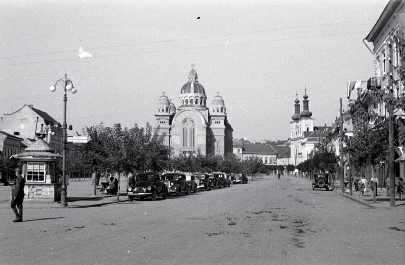 Romania,Transylvania, Târgu Mureș, Rózsák tere (Piata Trandafirilor, ekkor Széchenyi tér)., 1941, Aszódi Zoltán, Fortepan #174087