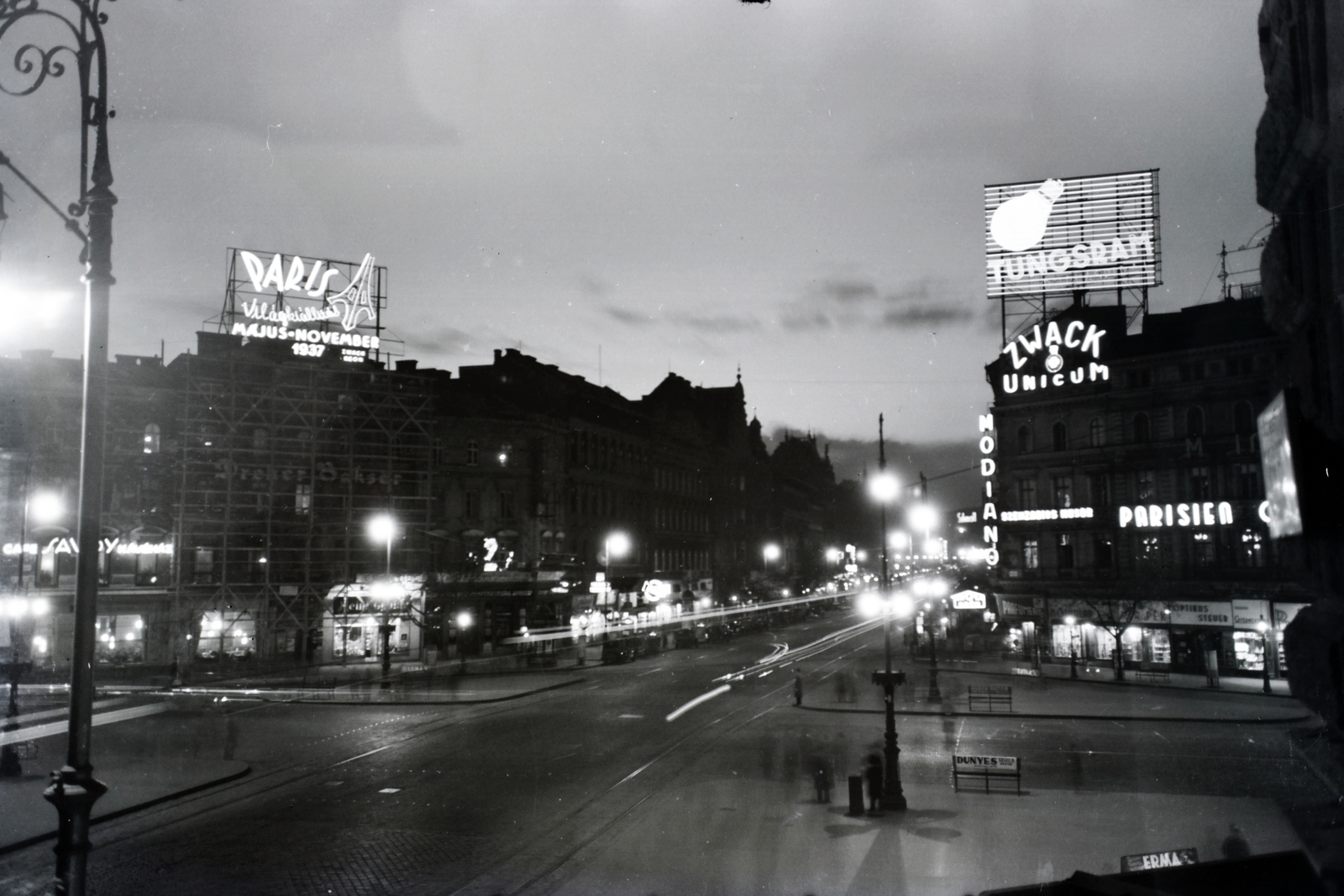 Hungary, Budapest VI., Oktogon (Mussolini tér), szemben a Teréz körút., 1937, Előd Erika, Budapest, Fortepan #174281