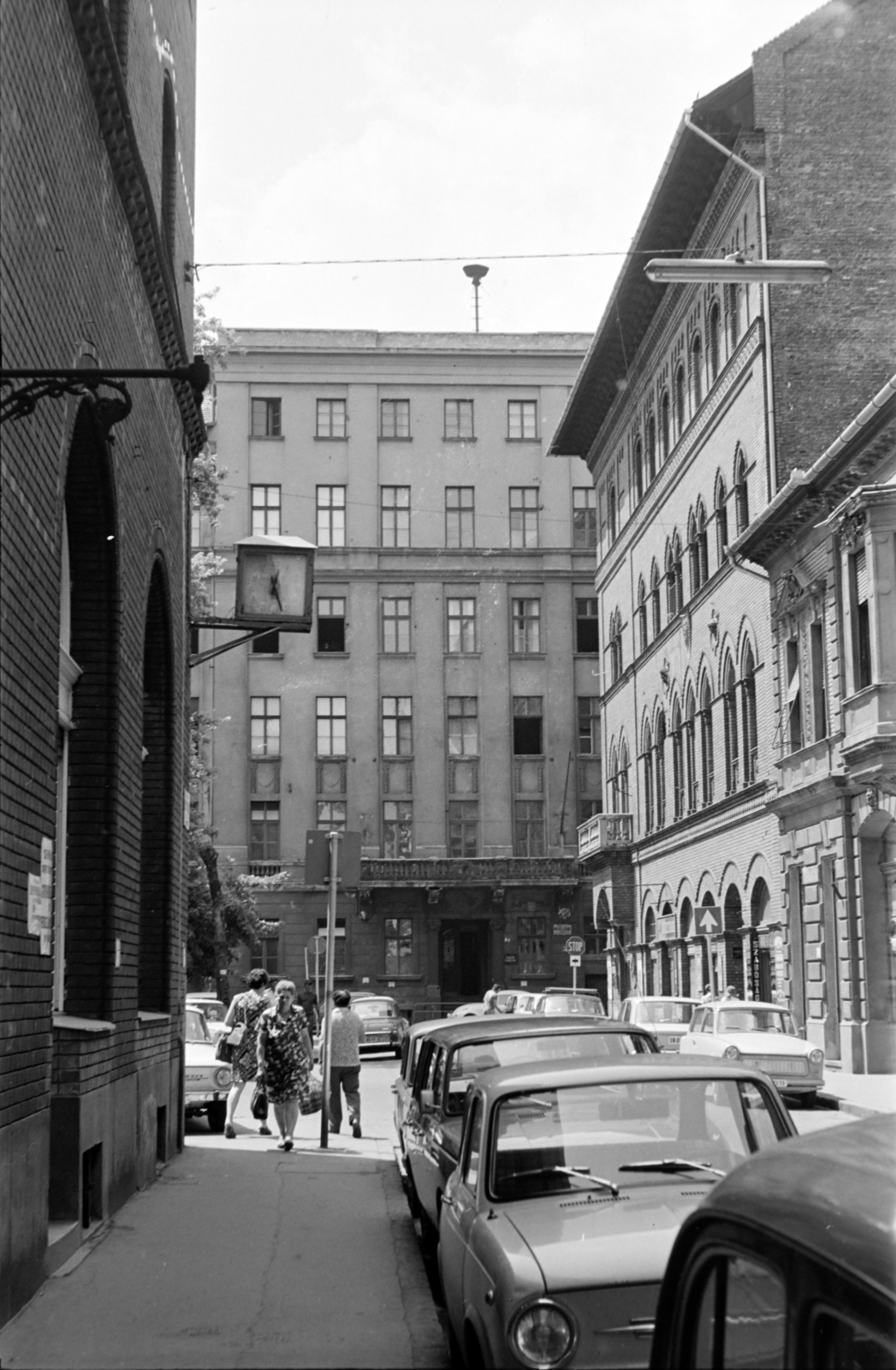 Hungary, Budapest VIII., Krúdy utca a Mikszáth Kálmán tér felé nézve., 1978, Előd Erika, Budapest, Fortepan #174328