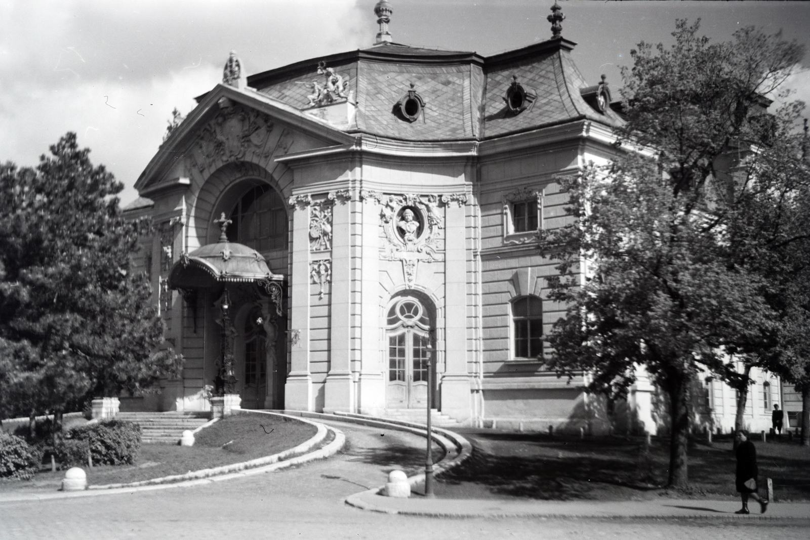 Hungary, Kecskemét, Katona József tér, Katona József Színház., 1940, Kellner Ludwig, Fortepan #174355