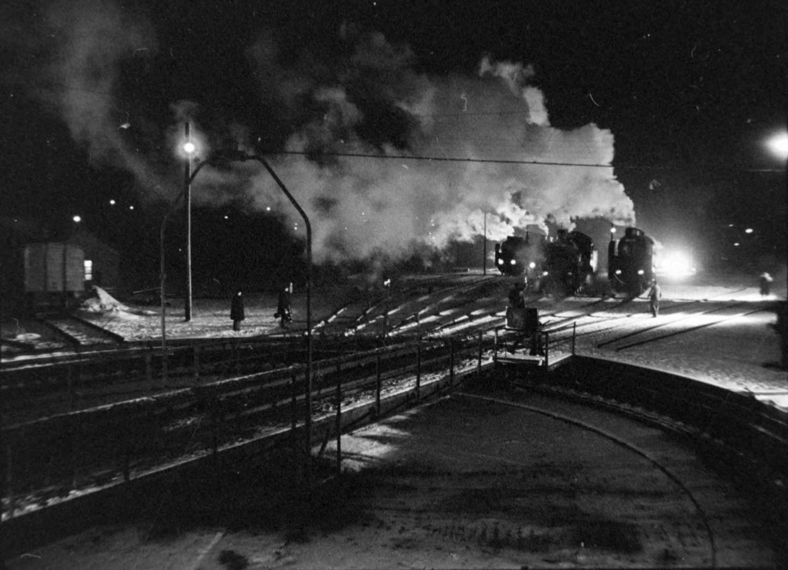 Hungary, Budapest IX., Ferencvárosi pályaudvar., 1957, Szabó Gábor, railway, Budapest, turntable, Fortepan #174877