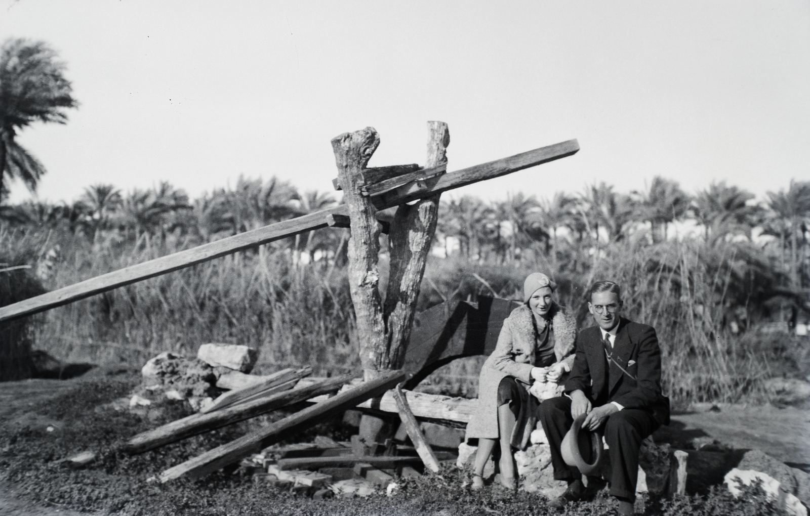 Egyiptom, 1930, Fortepan/Album025, emberpár, kalap kézben, Fortepan #175089