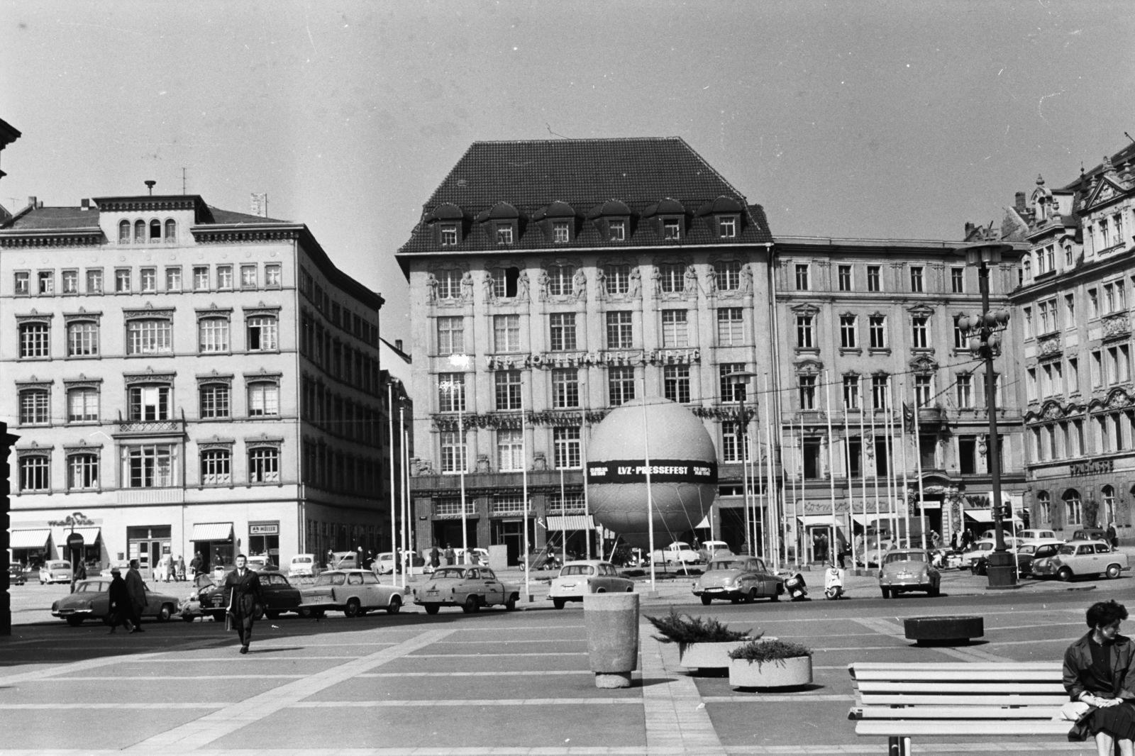 Germany, Leipzig, Markt, szemben a Barfussgässchen., 1966, Chuckyeager tumblr, GDR, Fortepan #176107