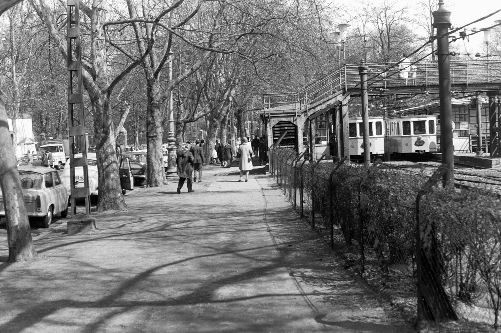 Magyarország, Városliget, Budapest XIV., Állatkerti körút, a Millenniumi Földalatti Vasút Állatkert megállója., 1973, Chuckyeager tumblr, Budapest, Fortepan #176181