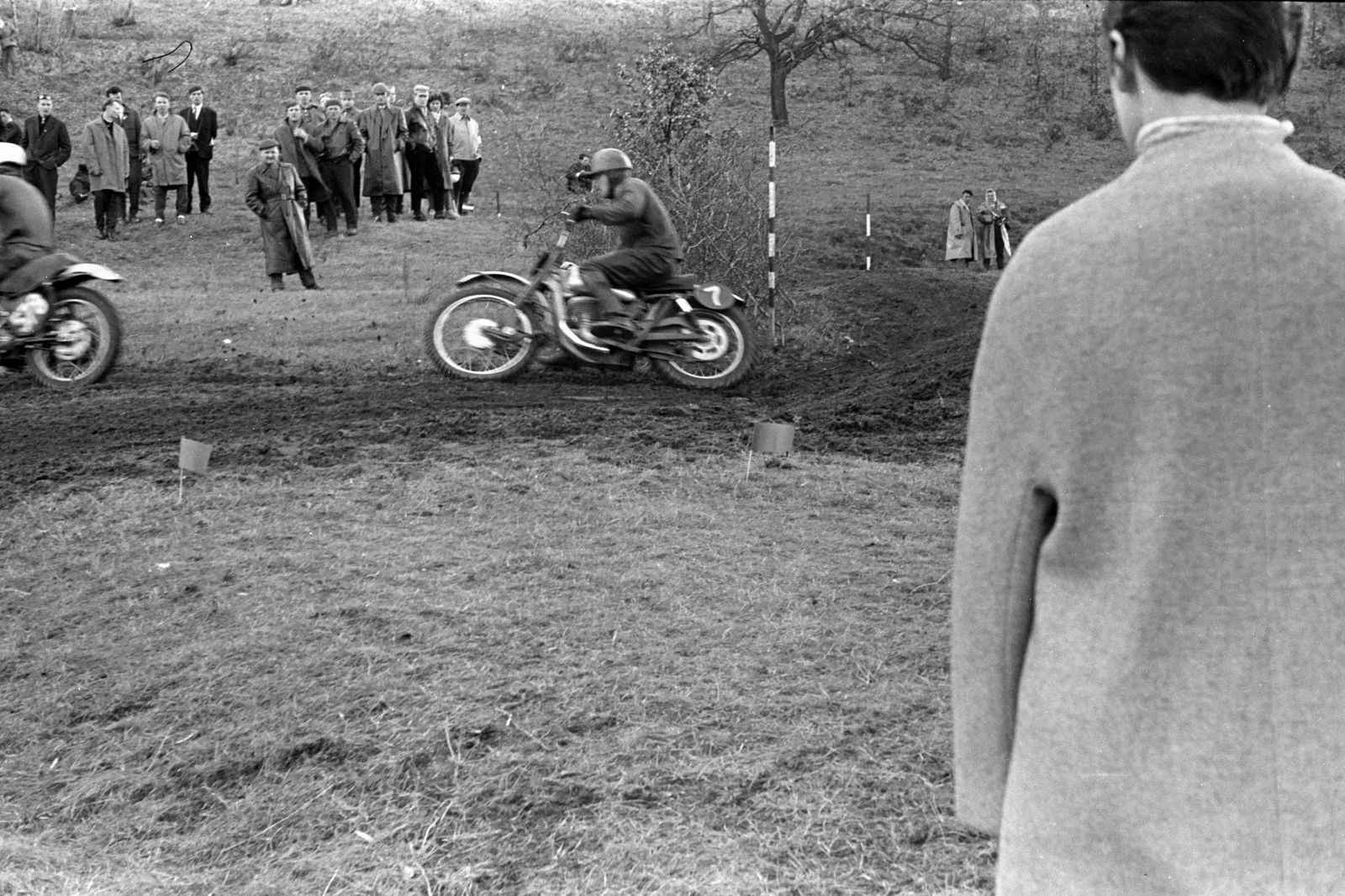 Hungary, Esztergom, a szamárhegyi motokrossz pálya a 11-es számú főútnál., 1966, Chuckyeager tumblr, motorcycle race, Fortepan #176432