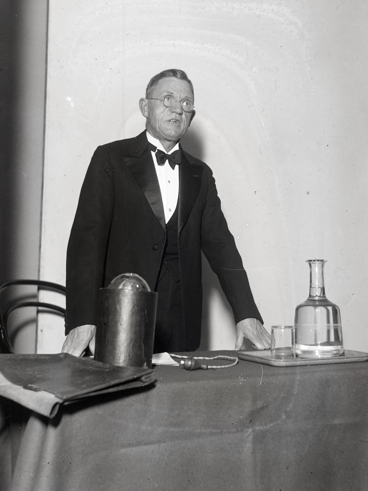 Hungary, Budapest, dr. Franz Gerlach bécsi mikrobiológus professzor előadást tart., 1937, Bojár Sándor, Fortepan #177137