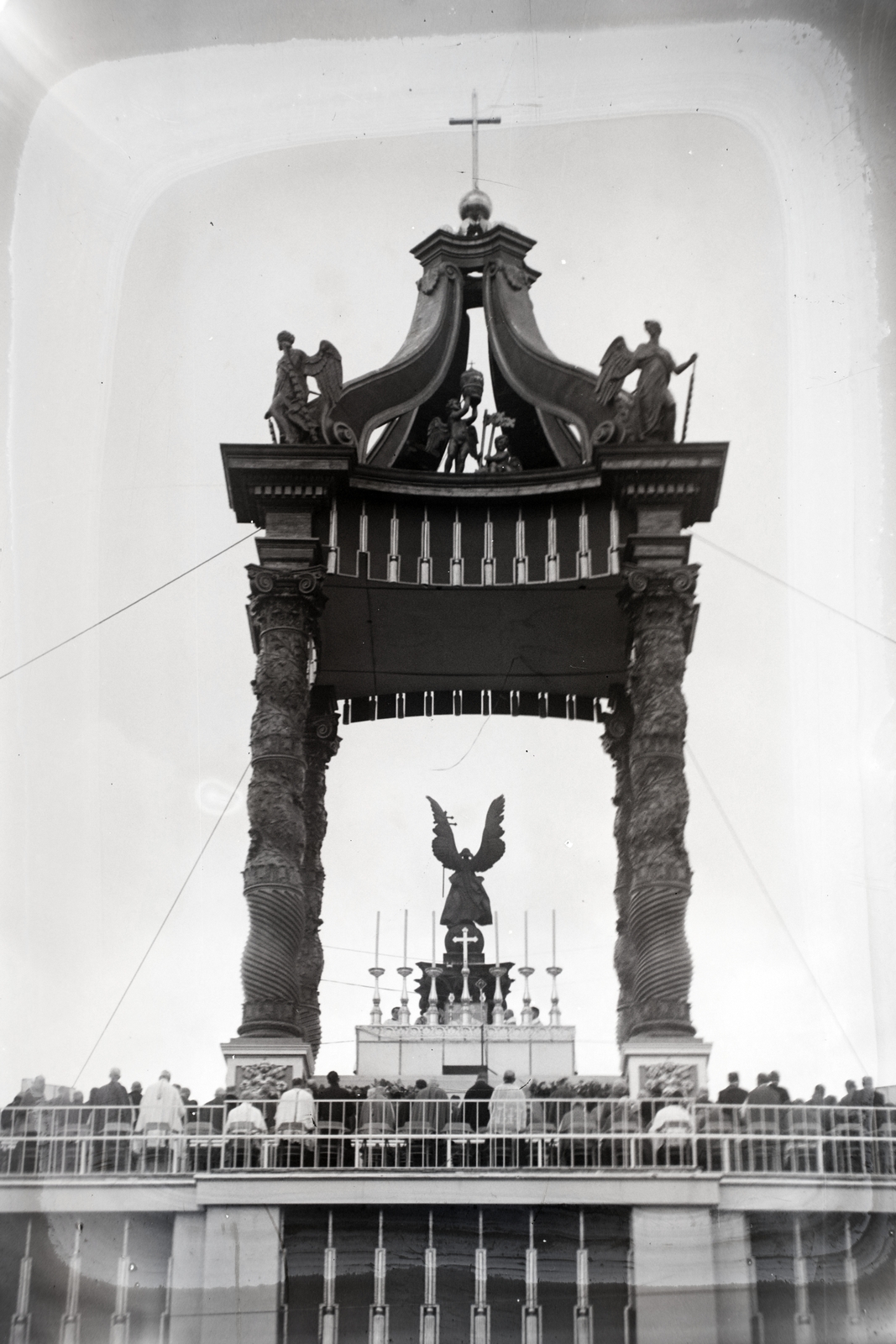 Hungary, Budapest XIV., Hősök tere, az Eucharisztikus Világkongresszusra épített oltár., 1938, Bojár Sándor, Budapest, Fortepan #177337
