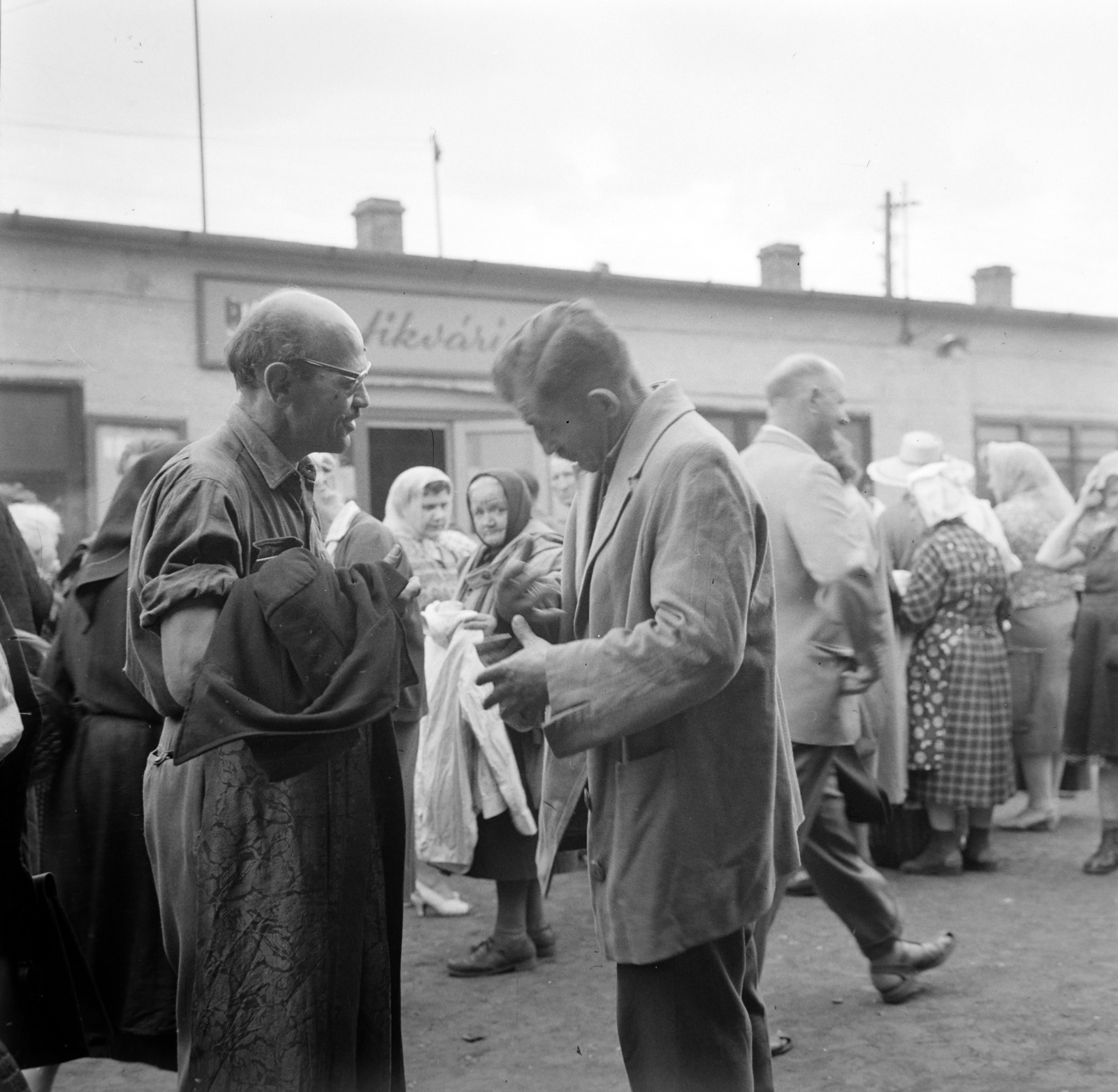 Hungary, Budapest IX., Ecseri úti használtcikk piac., 1962, Bojár Sándor, Budapest, Fortepan #177450