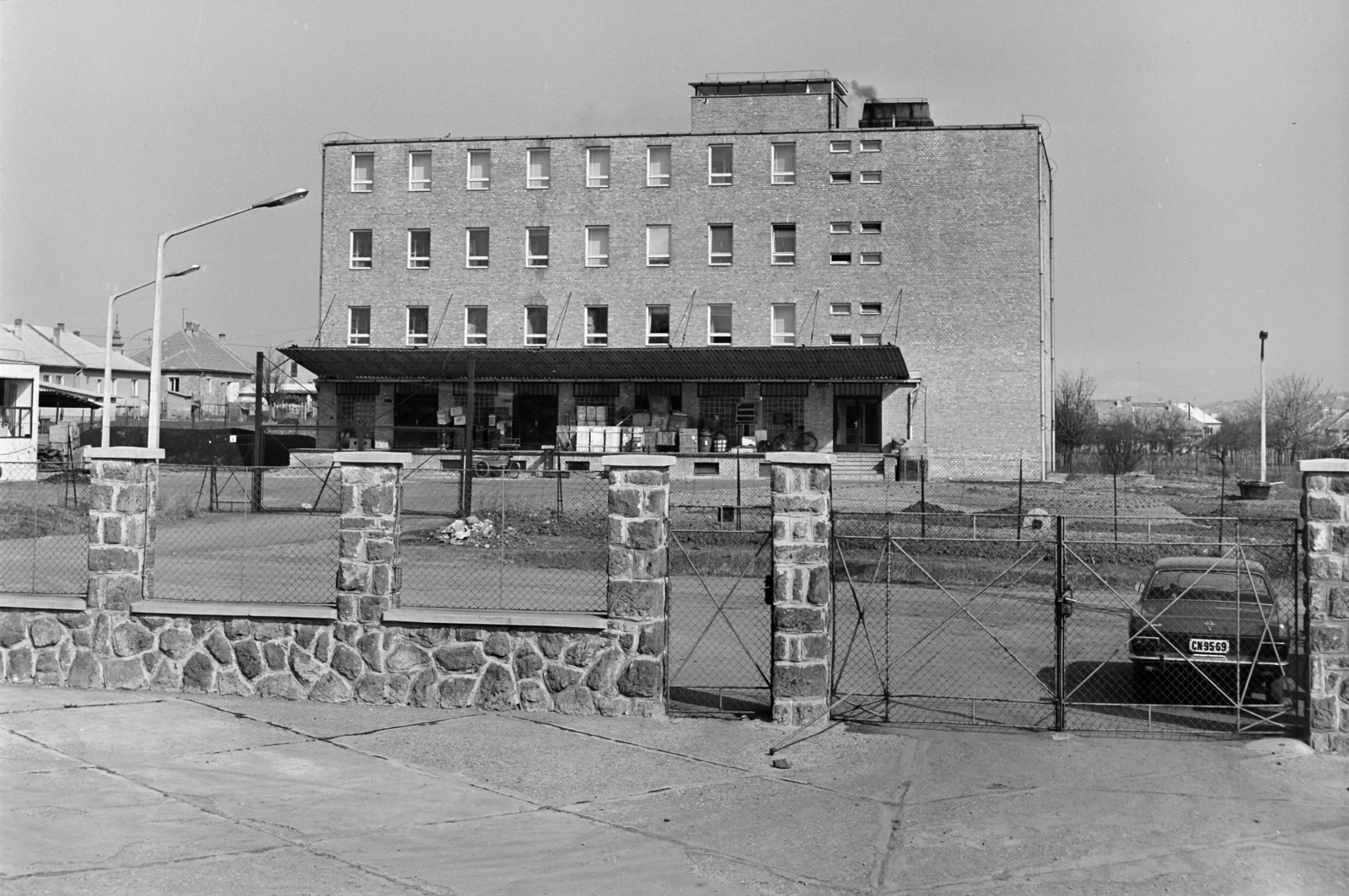 Magyarország, Eger, Szövetkezet utca 1., a Heves megyei Gyógyszertári Központ megyei gyógyszerraktára., 1967, Bojár Sándor, Fortepan #177729