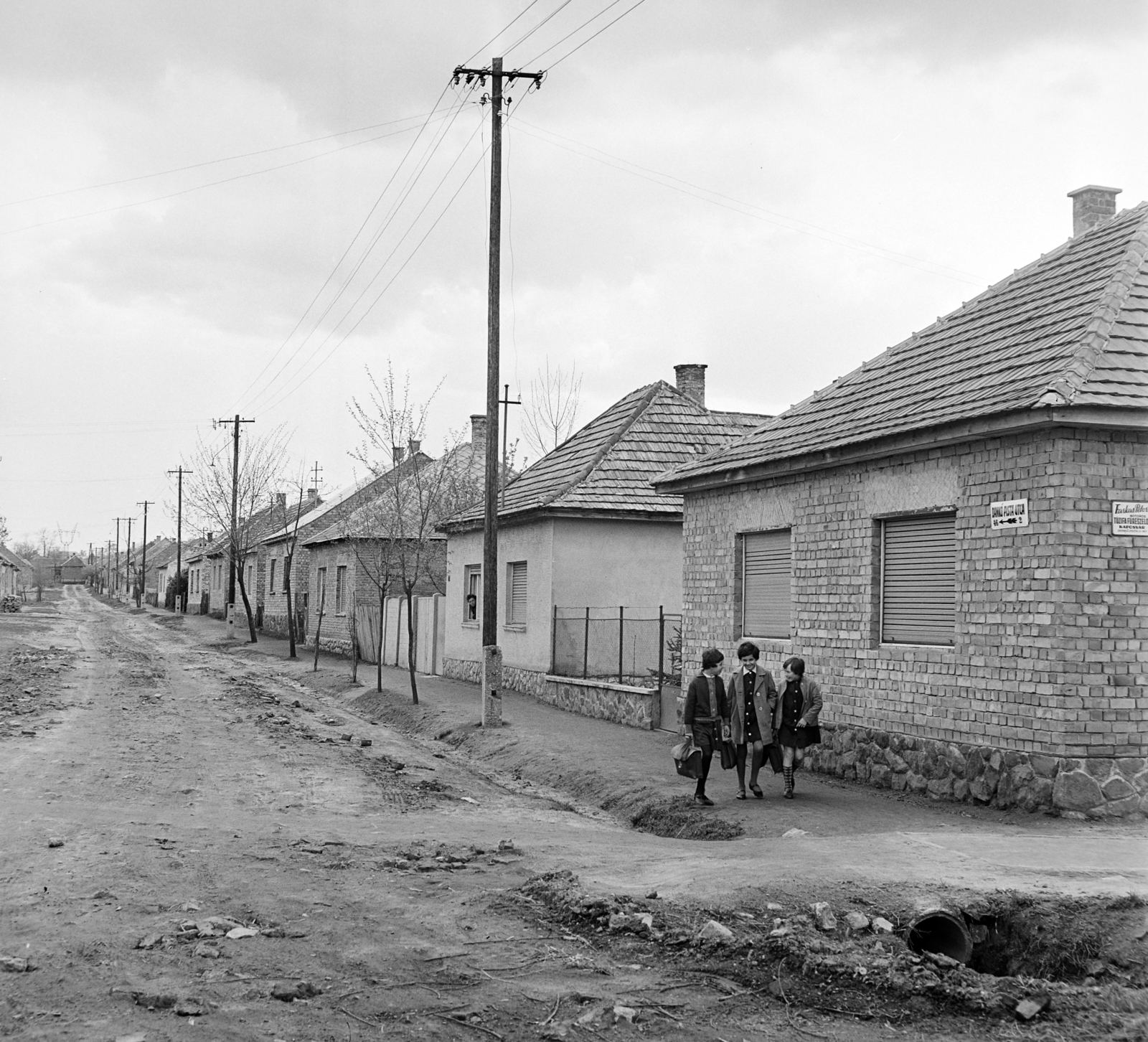 Magyarország, Kaposvár, Dankó Pista utca - Pécsi utca sarok., 1969, Bojár Sándor, Fortepan #178077