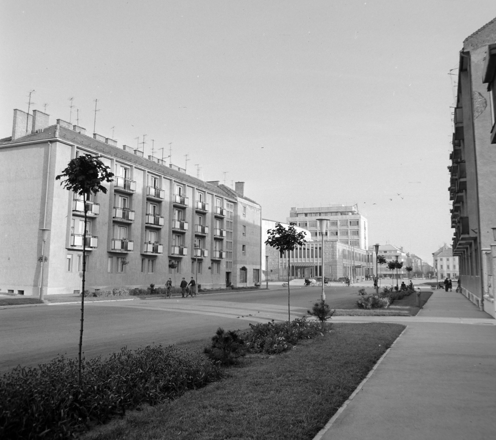 Hungary, Szombathely, Markusovszky Lajos utca a Március 15. tér felé nézve., 1965, Bojár Sándor, Fortepan #178373