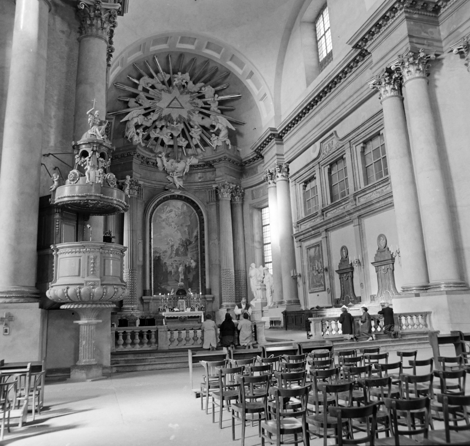 Magyarország, Szombathely, Sarlós Boldogasszony Székesegyház., 1965, Bojár Sándor, templom, Fortepan #178411