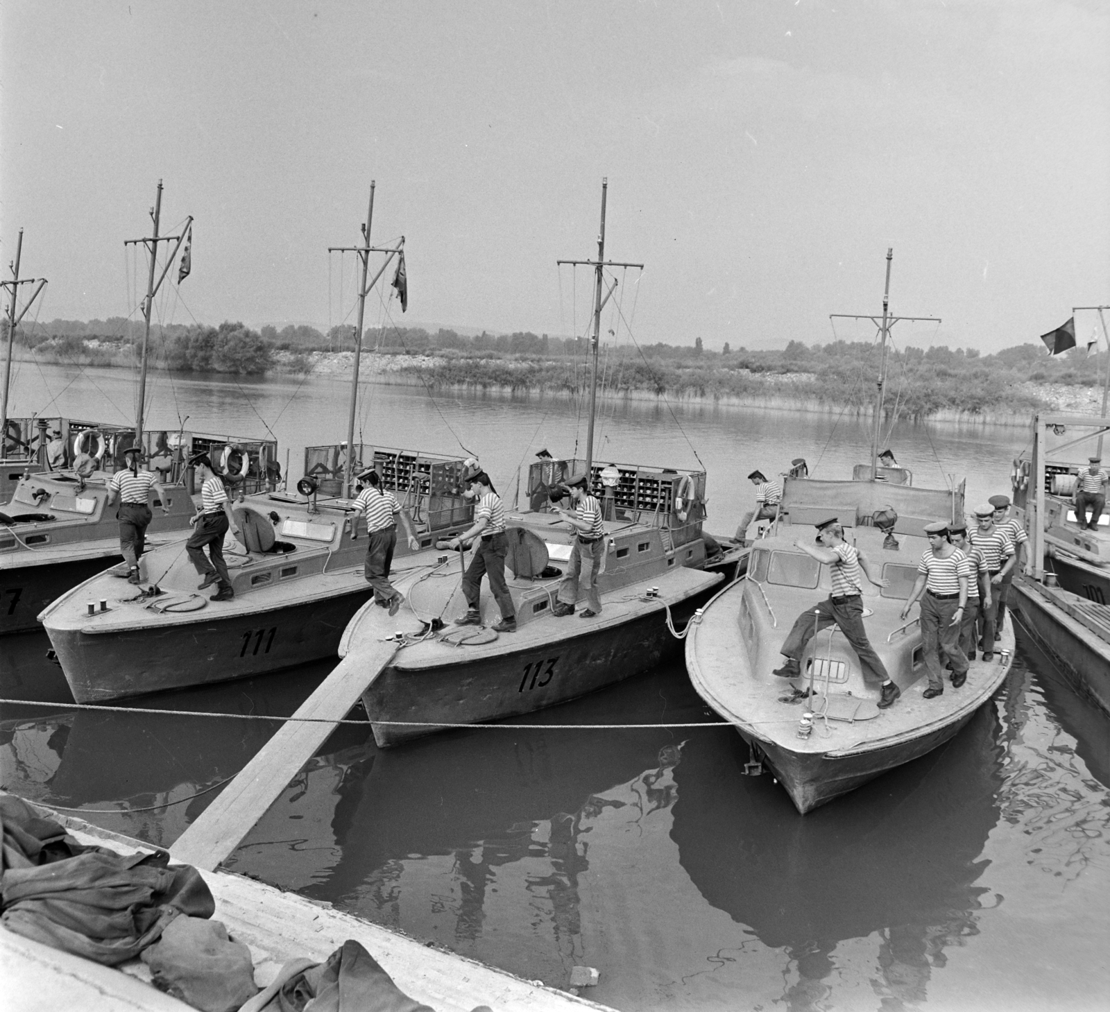 Hungary, Budapest IV., Flottilla-öböl, a Honvéd Folyami Flottilla egységei., 1965, Bojár Sándor, Budapest, warship, Fortepan #178480