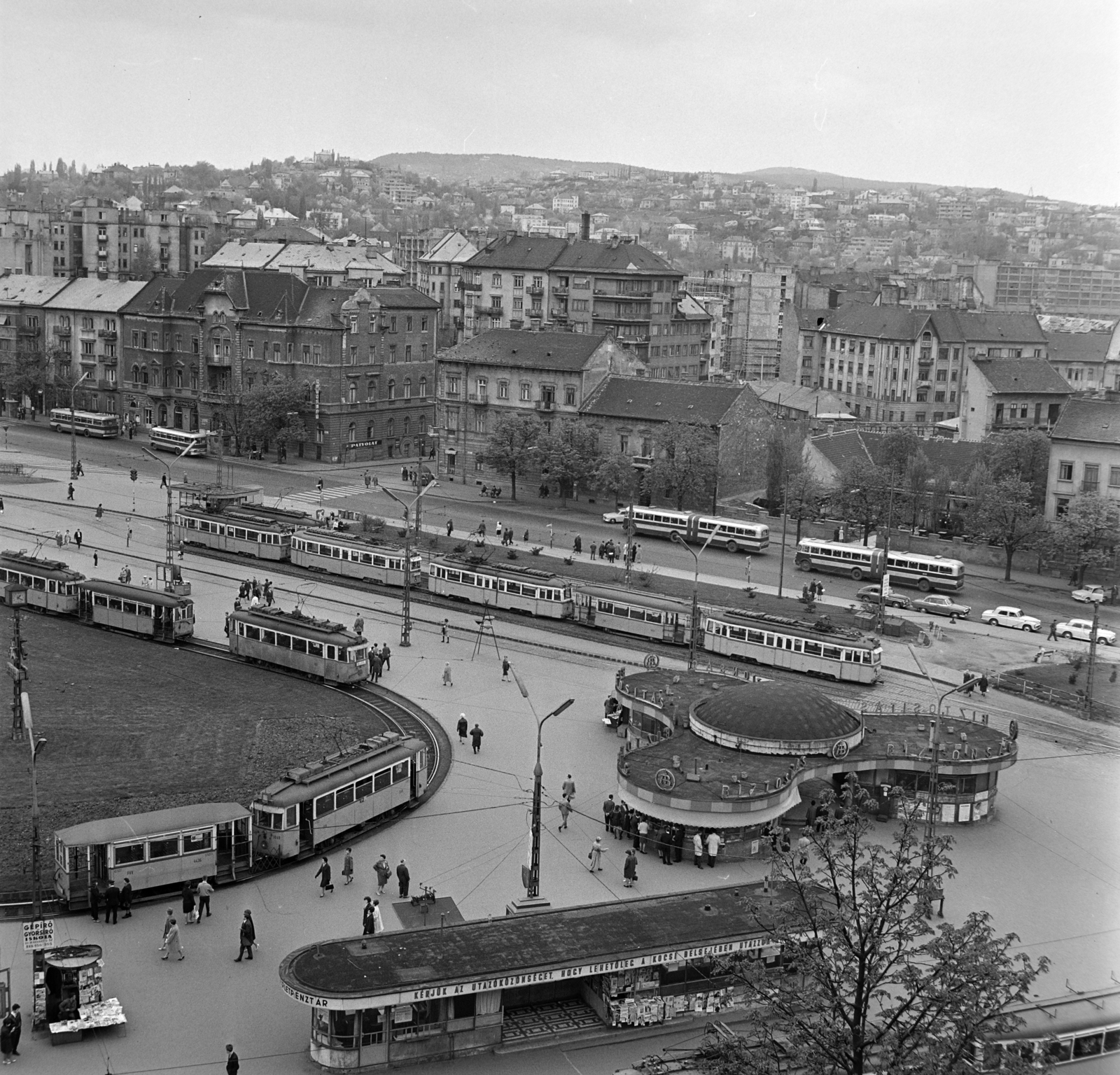 Hungary, Budapest XII.,Budapest II., Széll Kálmán (Moszkva) tér., 1967, Bojár Sándor, Budapest, Fortepan #178851
