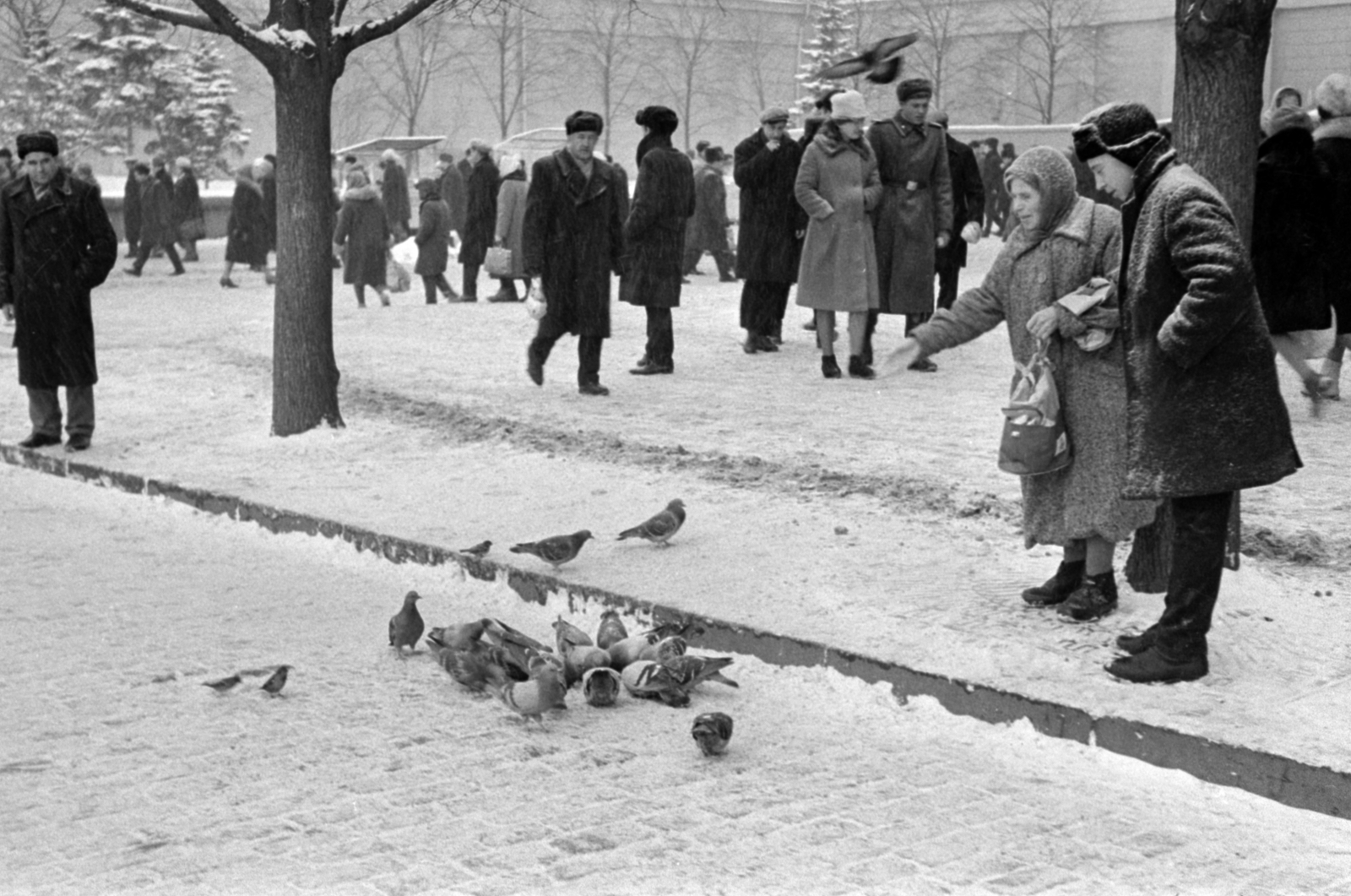 Russia, Moscow, Vörös tér, jobbra a Nyikolszkaja utca., 1964, Bojár Sándor, Fortepan #179738