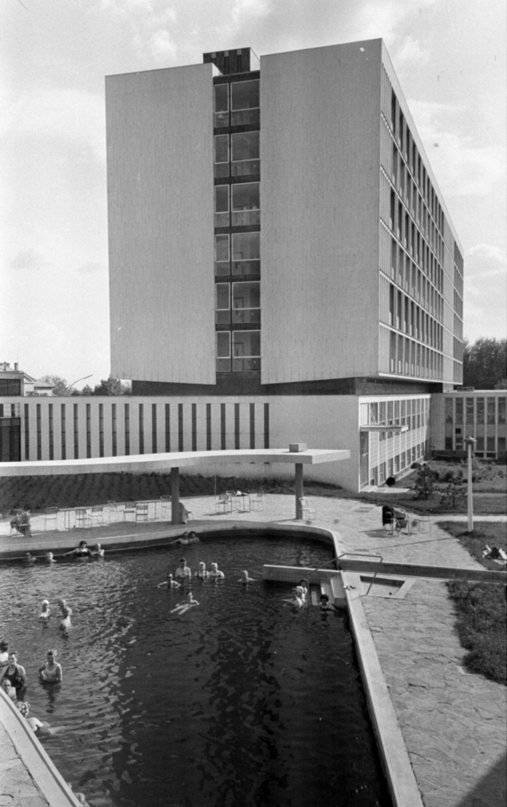 Hungary, Hajdúszoboszló, Mátyás király sétány 10. (Lenin utca), SZOT Béke Gyógyüdülő., 1966, Bojár Sándor, Fortepan #180020