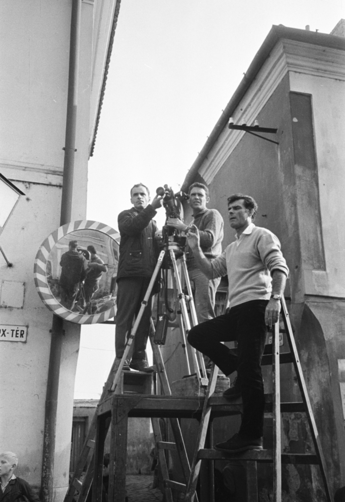 Hungary, Szentendre, Fő (Marx) tér, a Les Globe-trotters (Világjárók) című francia tévé sorozat Le Transfert című epizódjának forgatása., 1966, Bojár Sándor, filming, Fortepan #180199