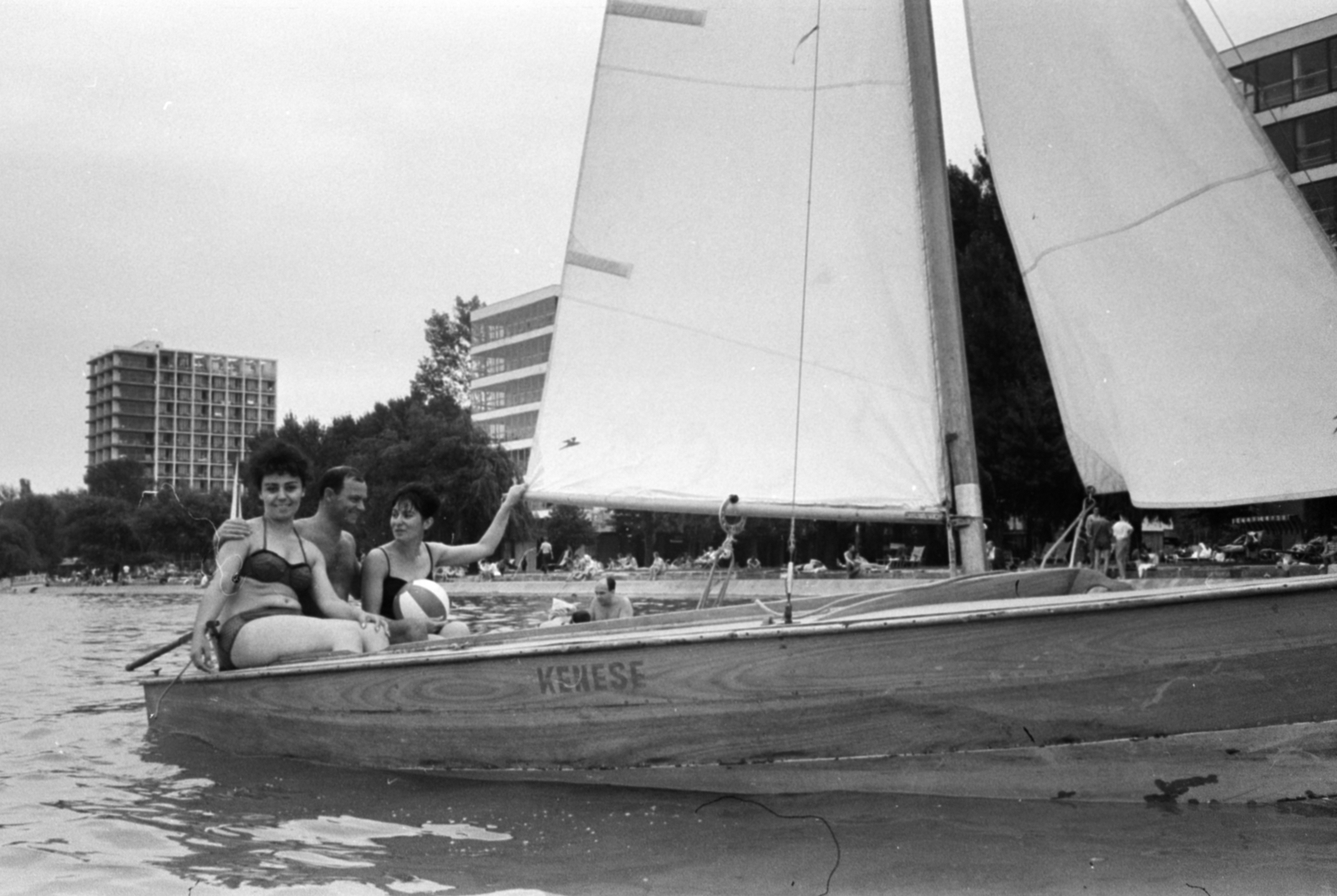Magyarország,Balaton, Siófok, bal szélen a Hotel Európa., 1966, Bojár Sándor, Fortepan #180236