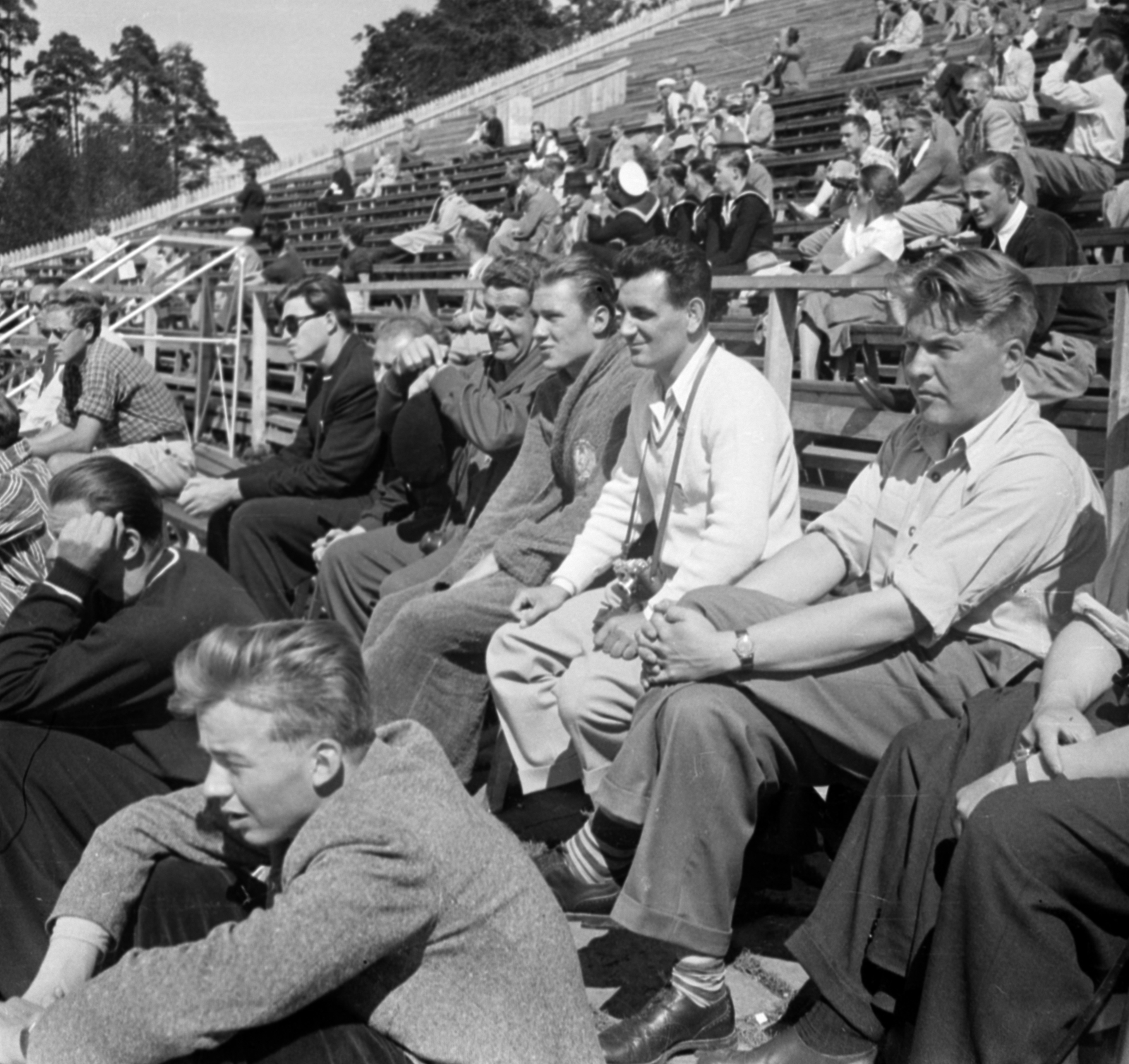 Finland, Helsinki, XV. nyári olimpiai játékok., 1952, Bojár Sándor, photo aspect ratio: square, audience, Fortepan #180436