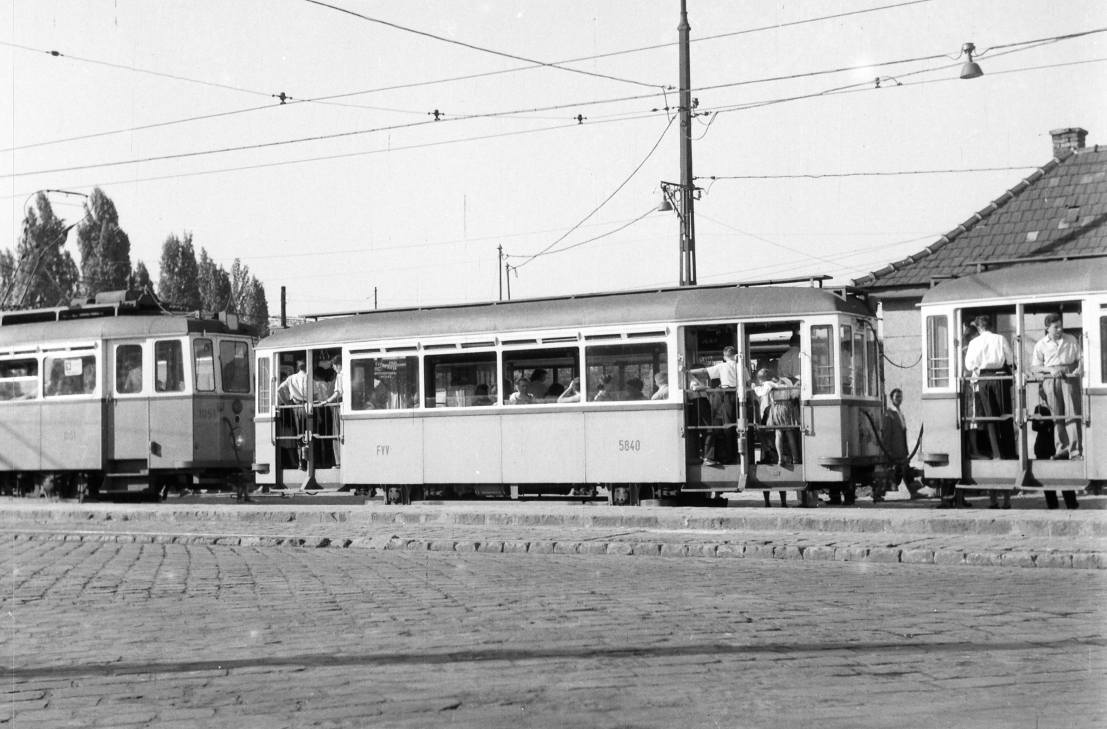 Magyarország, Budapest VIII.,Budapest IX., Nagyvárad tér., 1957, Székács András, villamos, Budapest, FVV-szervezet, Fortepan #18174