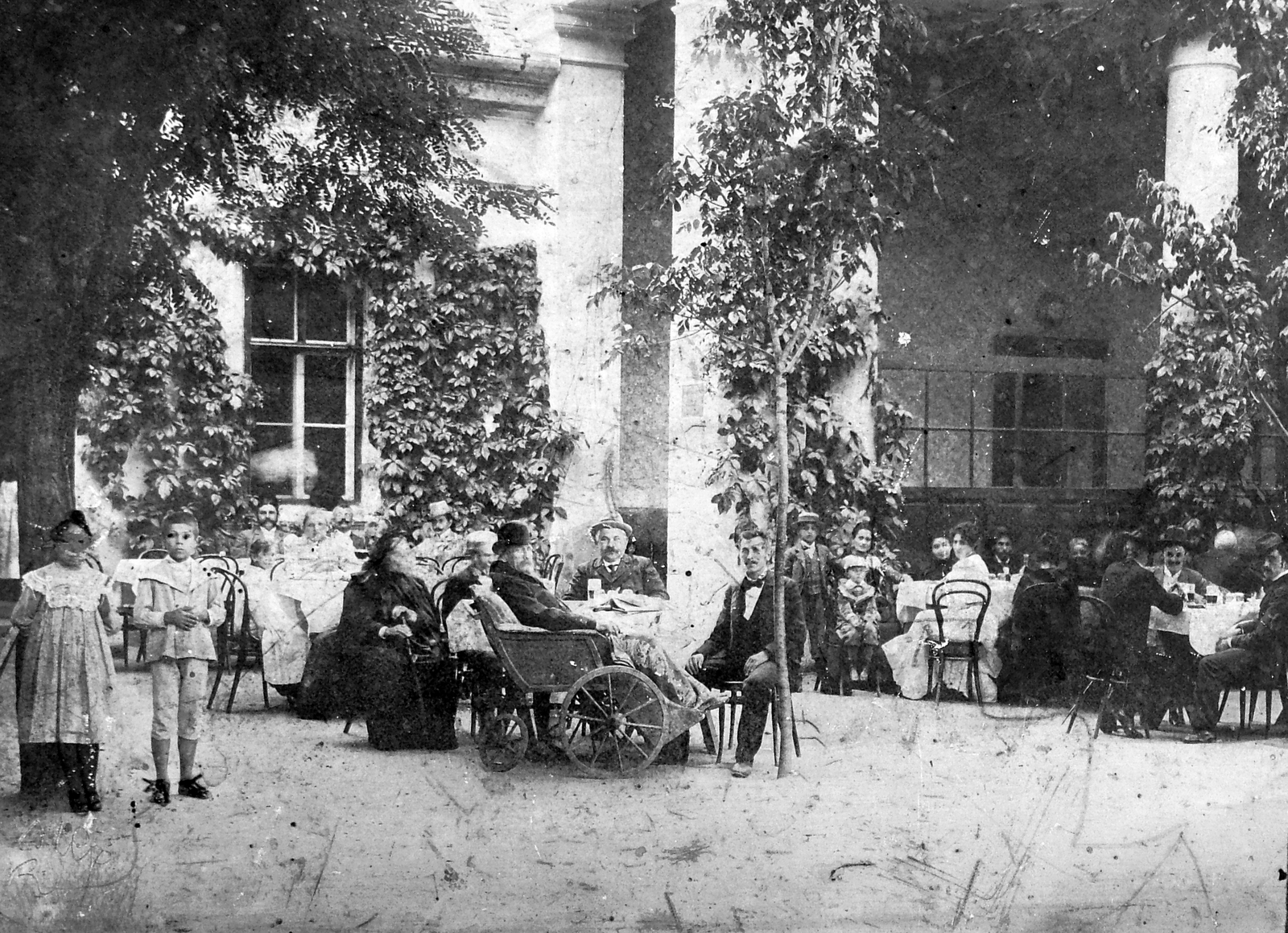 1900, Saly Noémi, meal, garden, tableau, kids, wheelchair, Fortepan #18253
