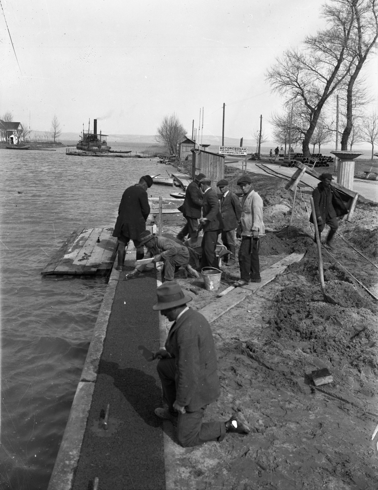 Hungary,Lake Balaton, Siófok, kikötő, partfalépítés. Leltári jelzet: MMKM TEMGY 2019.1.1. 0139, 1928, Magyar Műszaki és Közlekedési Múzeum / BAHART Archívum, Fortepan #183286