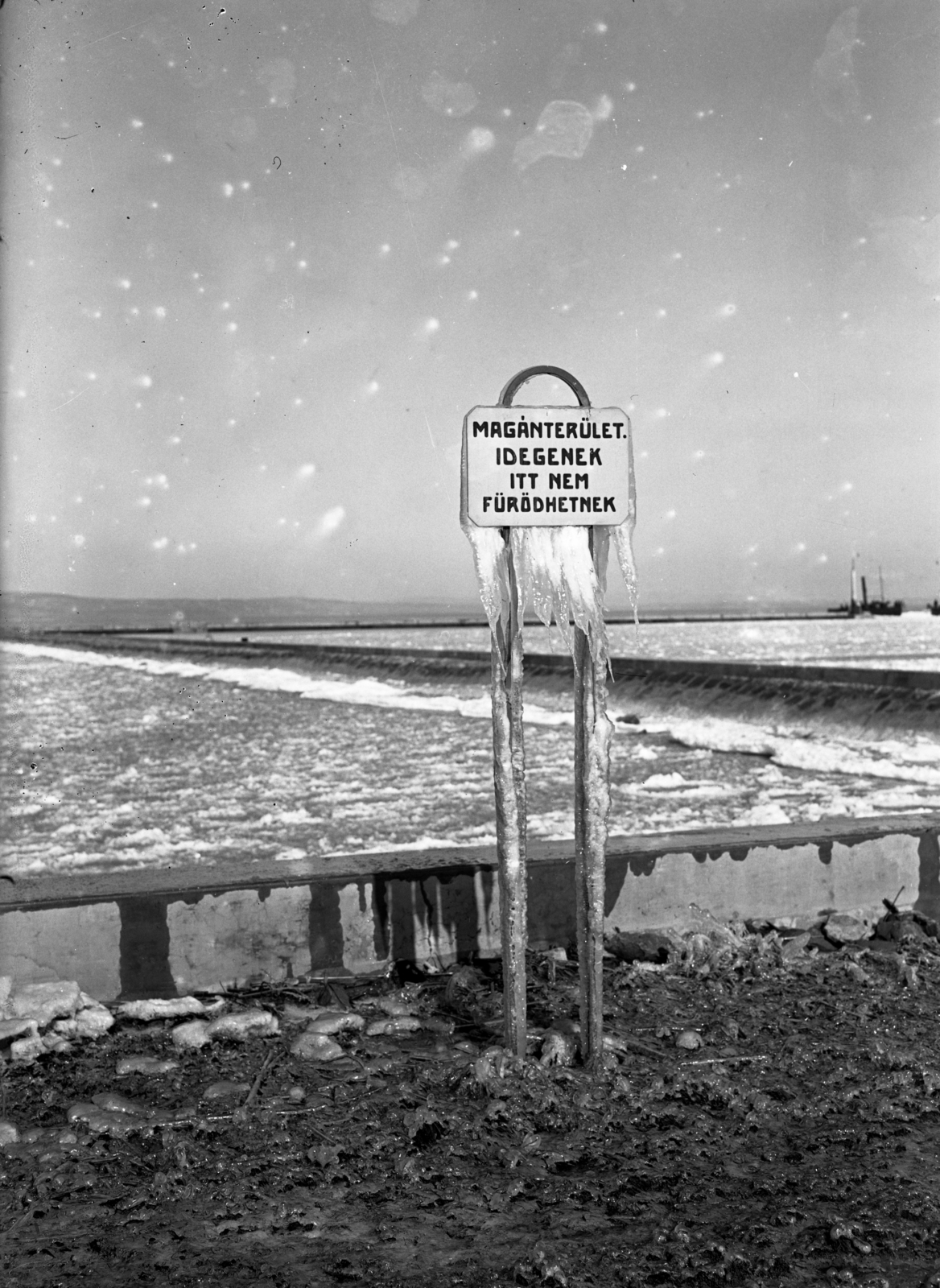 Hungary,Lake Balaton, Siófok, »Nyugati móló oldalánál feltöltött terület« Leltári jelzet: MMKM TEMGY 2019.1.1. 0037, 1930, Magyar Műszaki és Közlekedési Múzeum / BAHART Archívum, Fortepan #183299