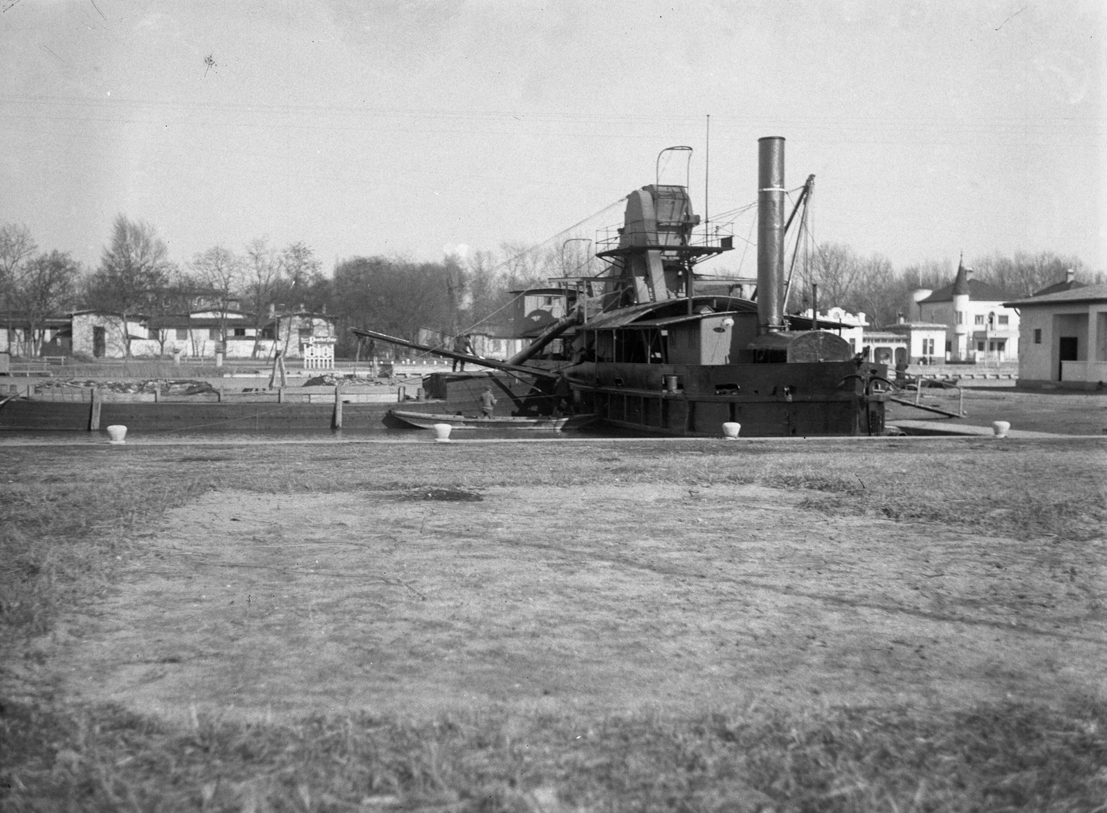 Hungary,Lake Balaton, Siófok, »BALATON (1909) kotróhajó tavasszal« Leltári jelzet: MMKM TEMGY 2019.1.1. 0063, 1936, Magyar Műszaki és Közlekedési Múzeum / BAHART Archívum, Fortepan #183305