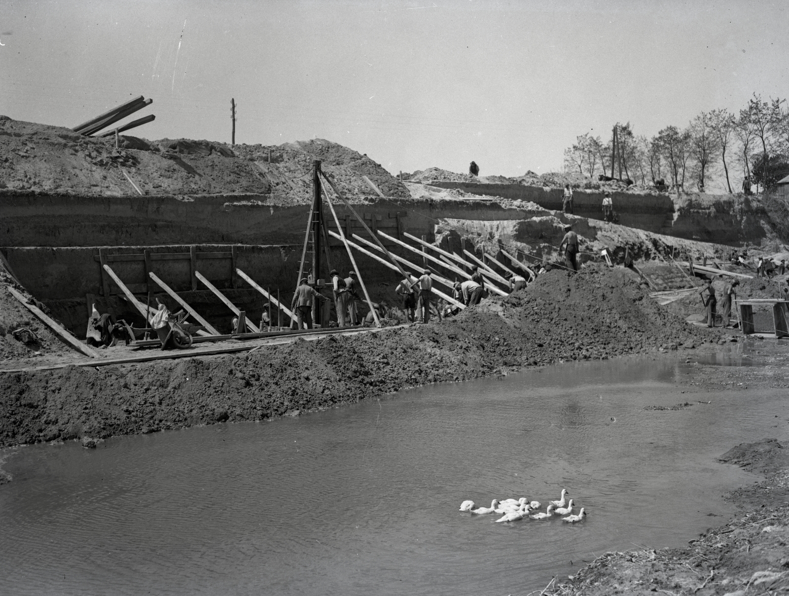 Hungary,Lake Balaton, Siófok, Sió-csatorna. Leltári jelzet: MMKM TEMGY 2019.1.1. 0532, 1927, Magyar Műszaki és Közlekedési Múzeum / BAHART Archívum, Fortepan #183340