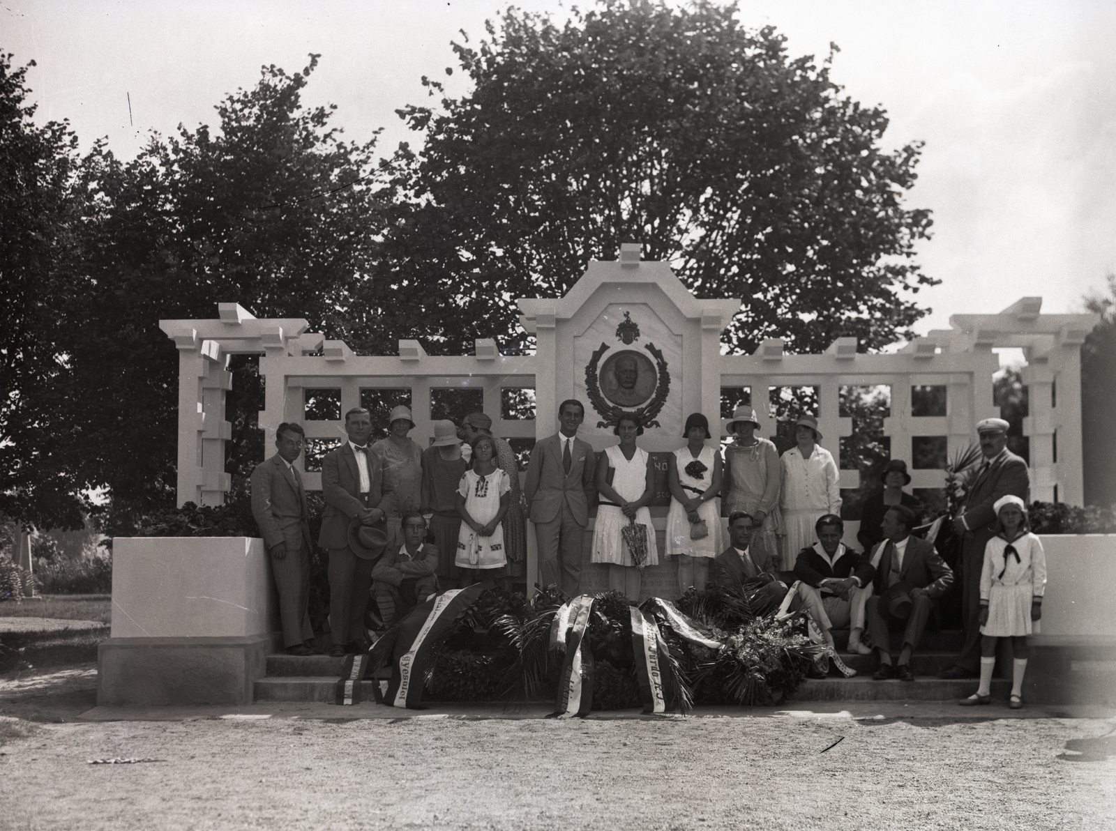 Magyarország, Balatonföldvár, »Balatonföldvári "Kvassay Jenő" emlékmű avatása, 1929.« Leltári jelzet: MMKM TEMGY 2019.1.1. 0734, 1929, Magyar Műszaki és Közlekedési Múzeum / BAHART Archívum, Fortepan #183381