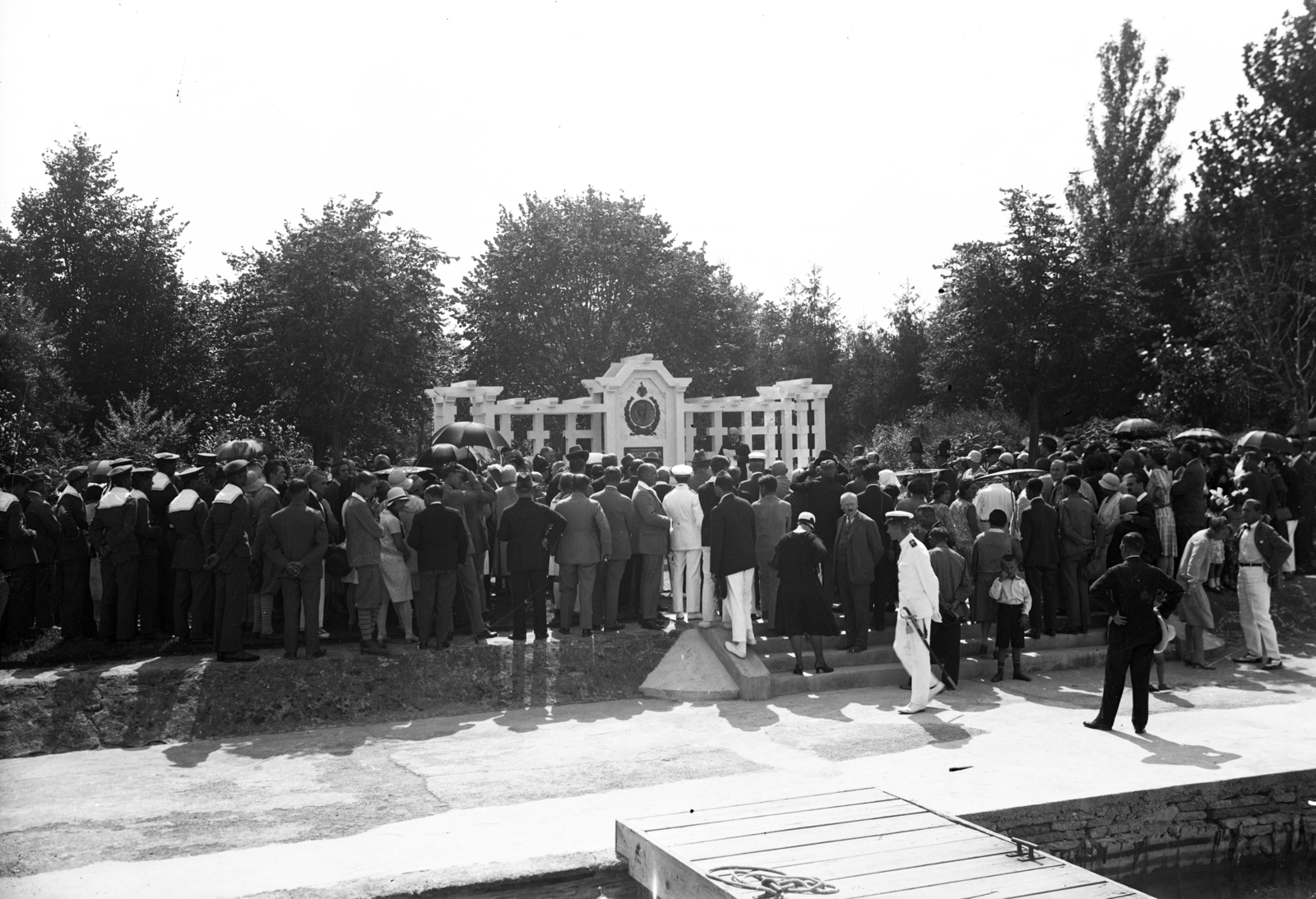 Hungary, Balatonföldvár, »Balatonföldvári "Kvassay Jenő" emlékmű avatása, 1929.« Leltári jelzet: MMKM TEMGY 2019.1.1. 0736, 1929, Magyar Műszaki és Közlekedési Múzeum / BAHART Archívum, Fortepan #183394