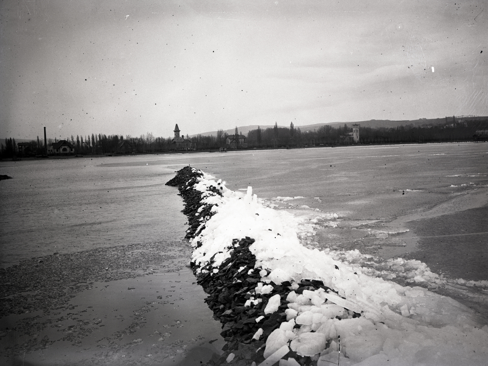 Hungary, Balatonföldvár, »Kőhányásos jégtorlódás« Leltári jelzet: MMKM TEMGY 2019.1.1. 0983, 1913, Magyar Műszaki és Közlekedési Múzeum / BAHART Archívum, Fortepan #183449