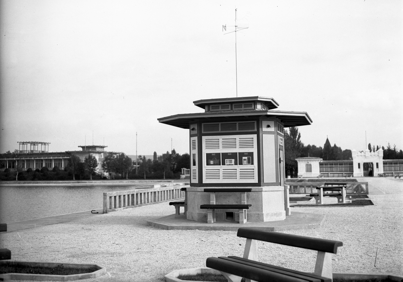 Hungary, Balatonföldvár, hajóállomás, meteorológiai mérőállomás. Leltári jelzet: MMKM TEMGY 2019.1.1. 0216, 1935, Magyar Műszaki és Közlekedési Múzeum / BAHART Archívum, weather station, Fortepan #183625