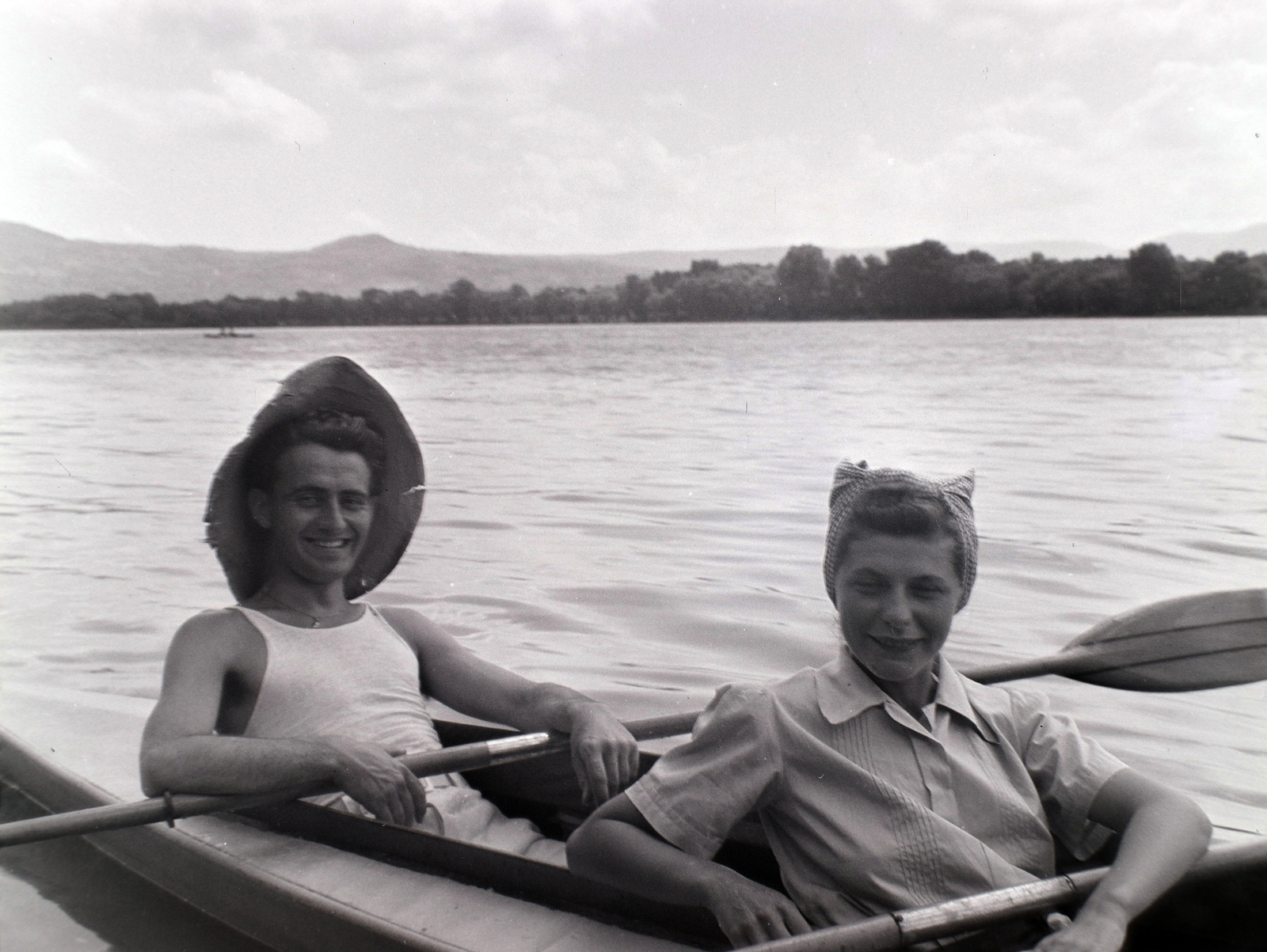1938, Divéky István, couple, kayak, Danube, Fortepan #183766