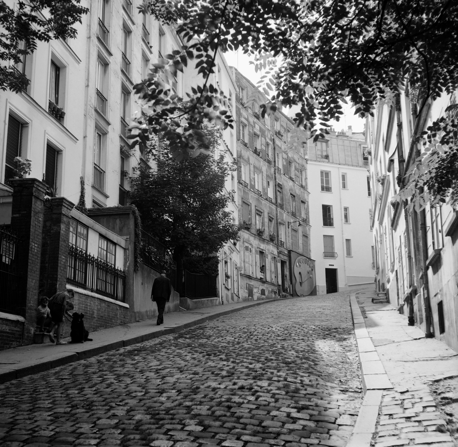 France, Paris, Montmartre, Rue du Chevalier-de-La-Barre., 1967, Fortepan/Album036, Fortepan #184338
