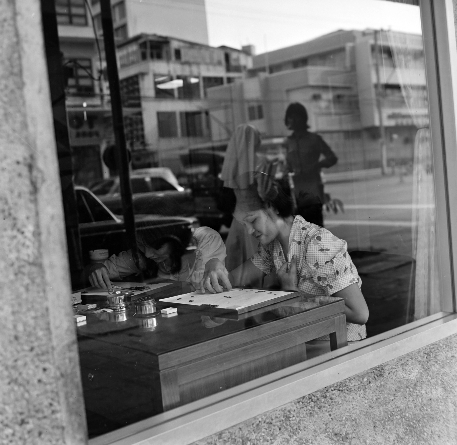 1976, Fortepan/Album036, tükröződés, ablak, Fortepan #184425