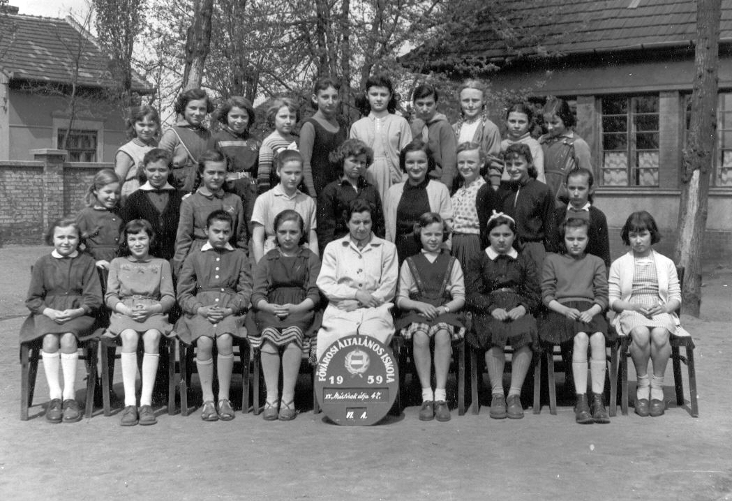 Hungary, Budapest XX., Mártírok útja 47. Általános Iskola, csoportkép a VI. A. osztályról., 1959, László János, class photo, tableau, teacher, Budapest, Fortepan #18454