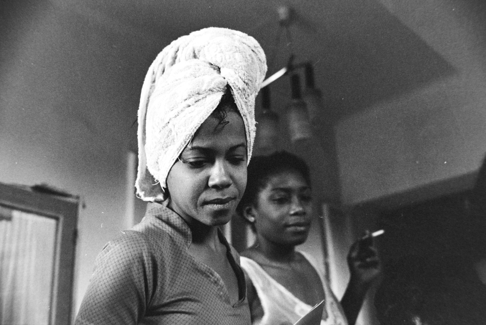 Hungary, Budapest X., Vaspálya utca, a Kőbányai Textilművek női munkásszállása. Magyarországon dolgozó kubai szövőnők., 1985, Horváth Péter, Budapest, Fortepan #184616