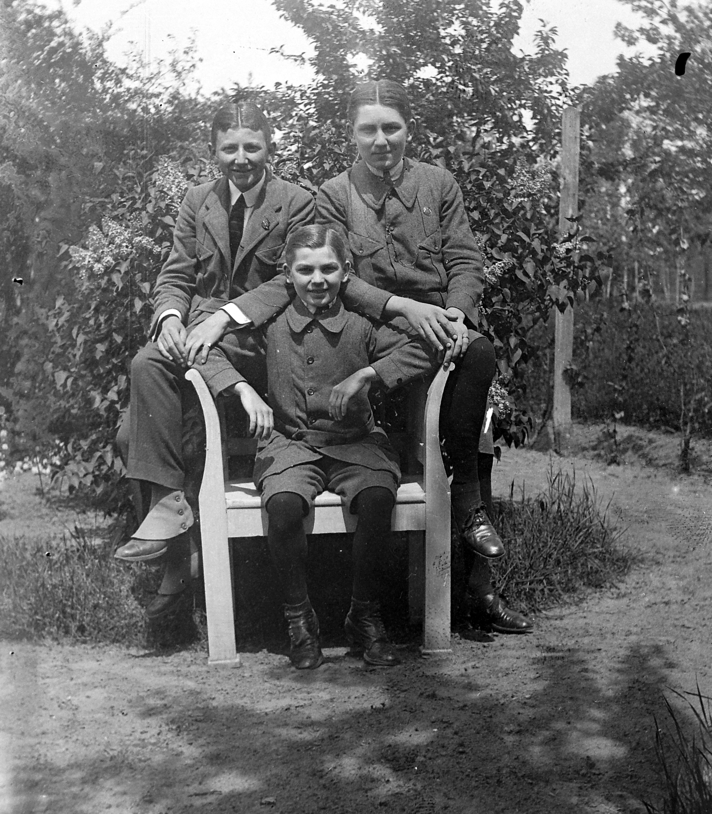 1927, Jankovszky György, garden, boys, garden furniture, Fortepan #18528