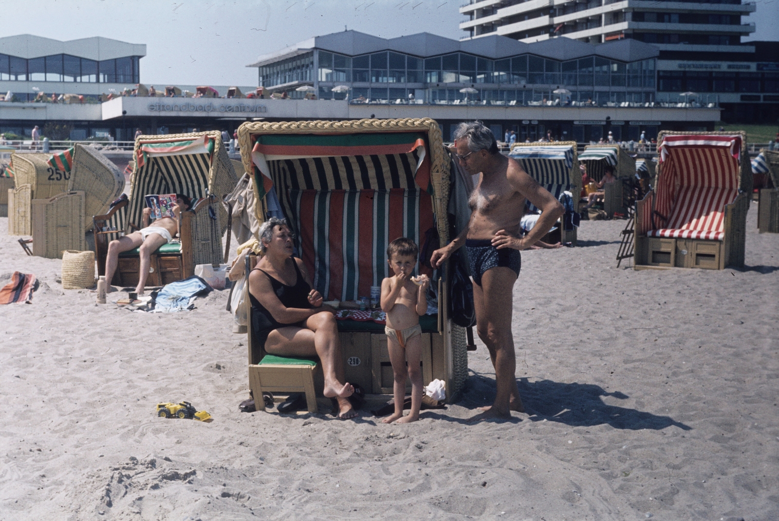 Germany, Lübeck, Travemünde, strand., 1982, Kende János, Fortepan #185416